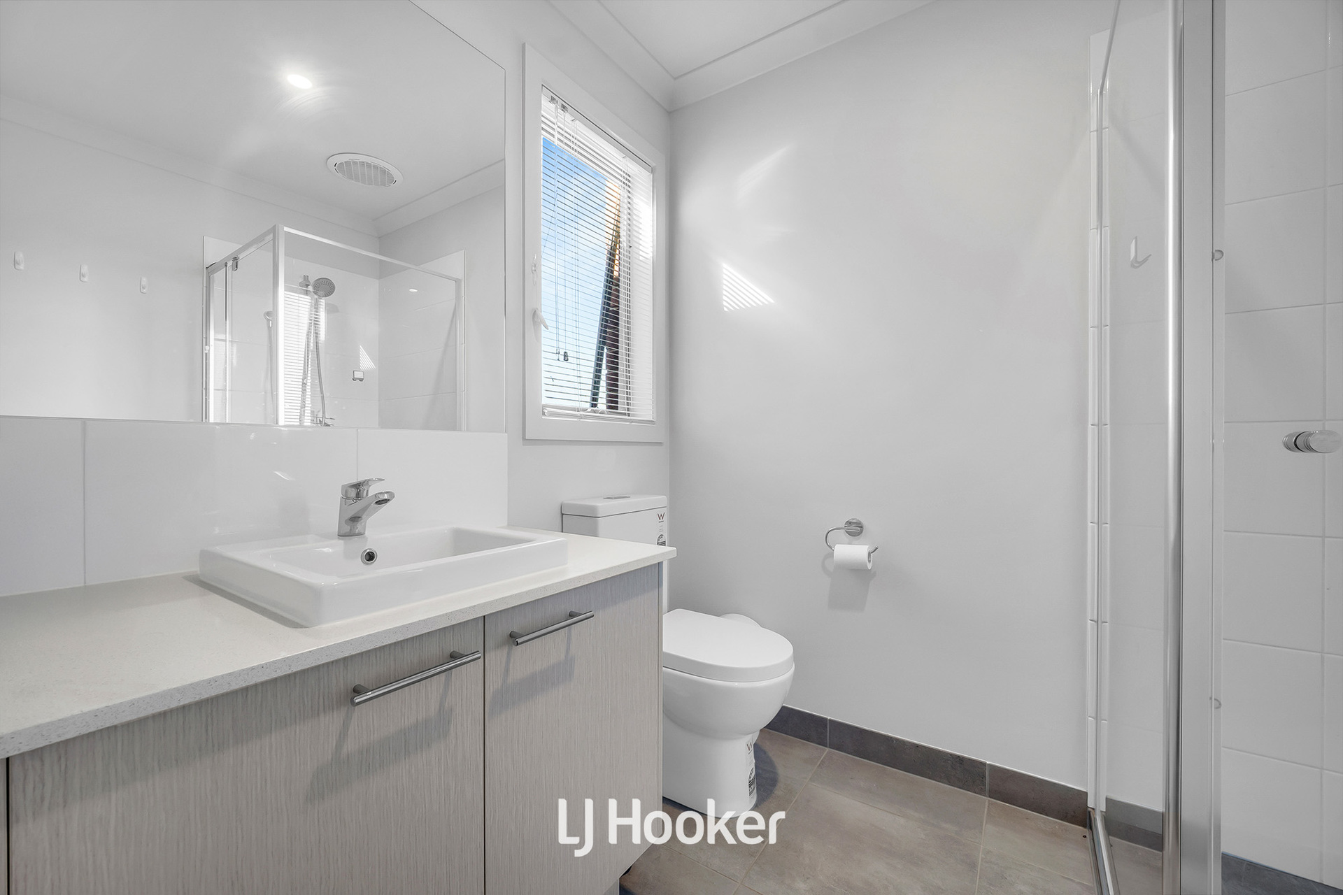 3-bedroom house at 27 Ironstone Street, Cranbourne East, VIC 3977, Casey, Victoria