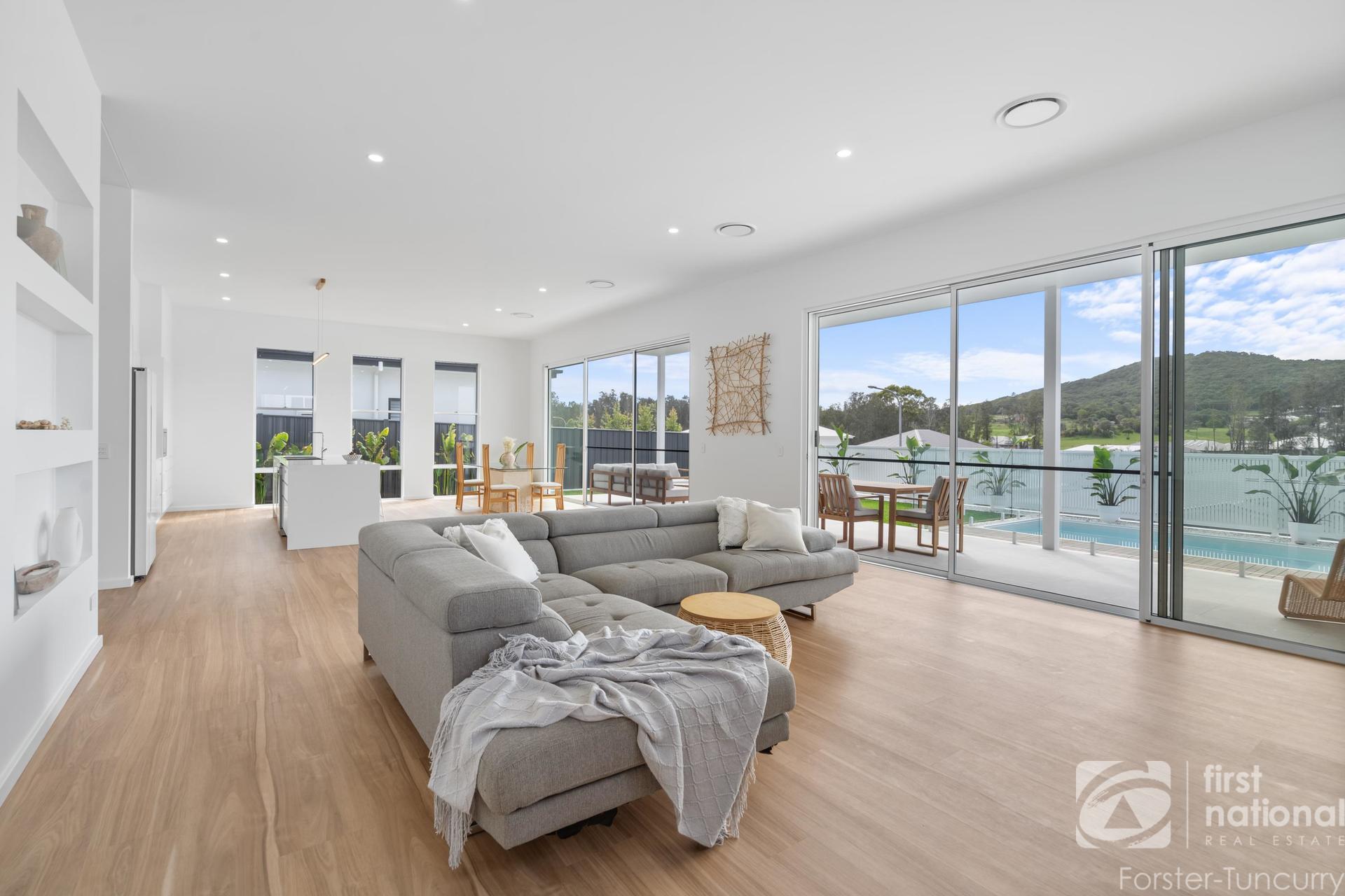 15 Limestone Crescent, Forster, NSW 2428 - Image 4