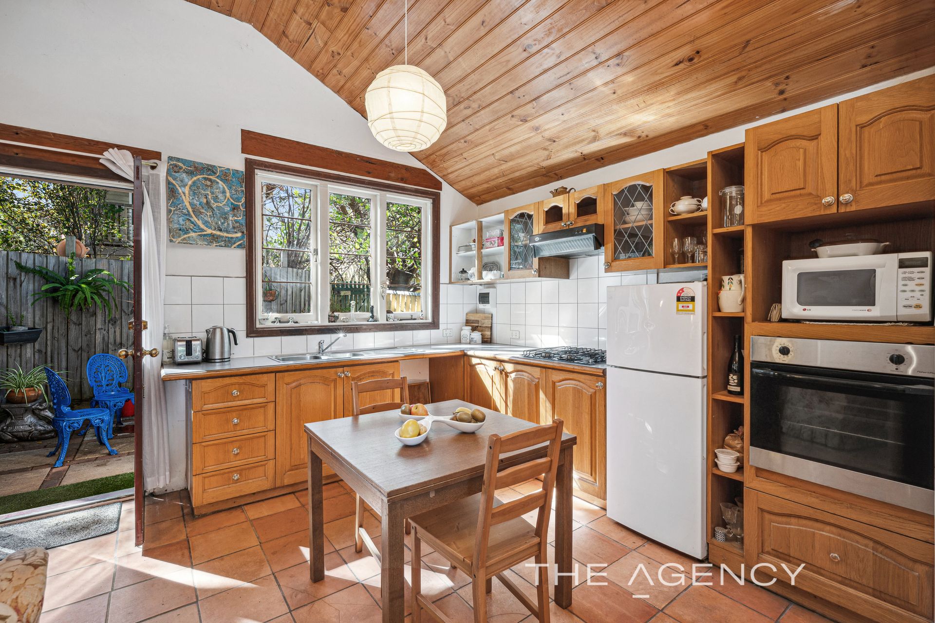 11 Mortlock Street, Hamilton Hill, WA 6163 - Image 3