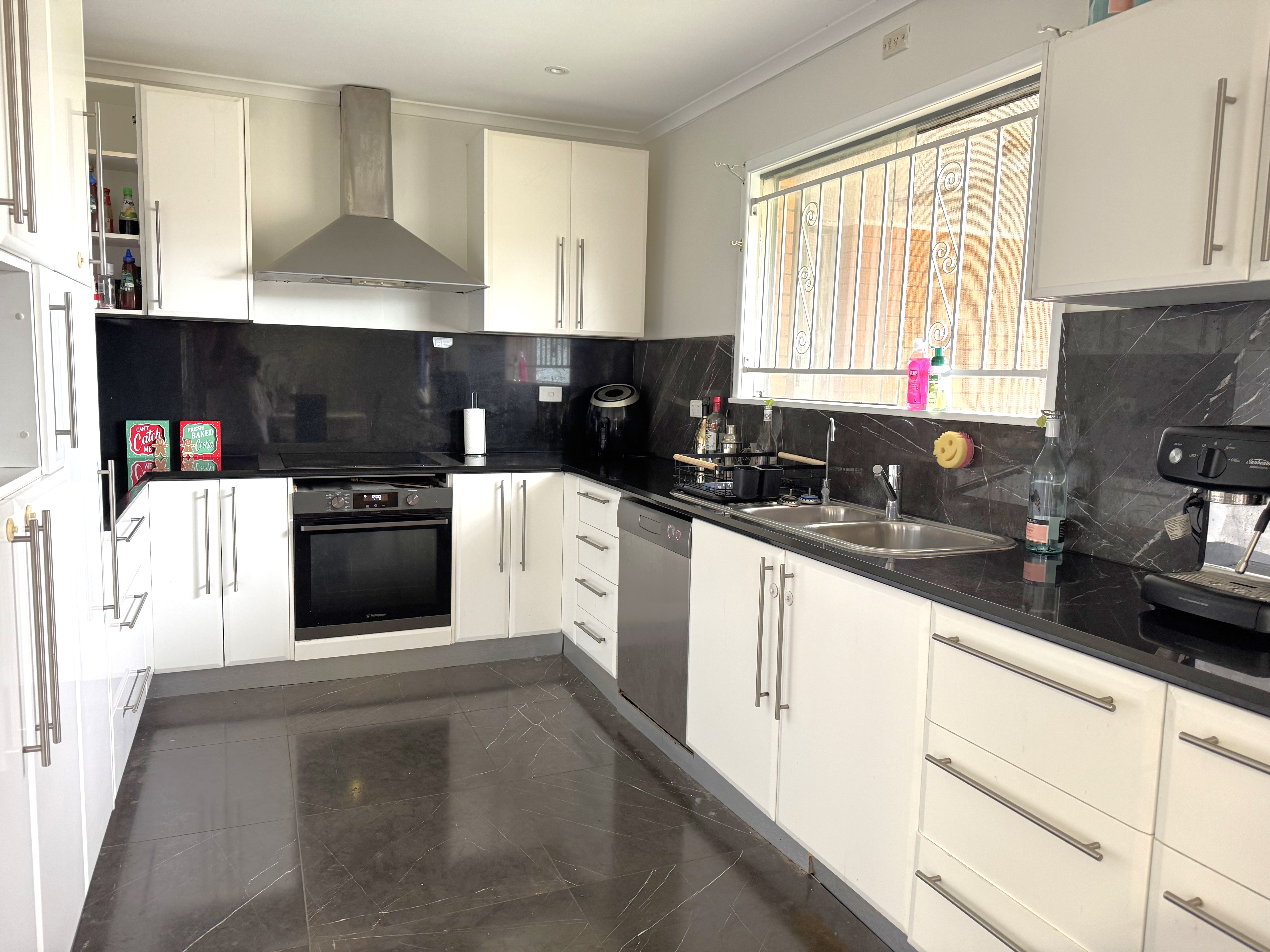 17 Darwin Street, Aspley, QLD 4034 - Image 4
