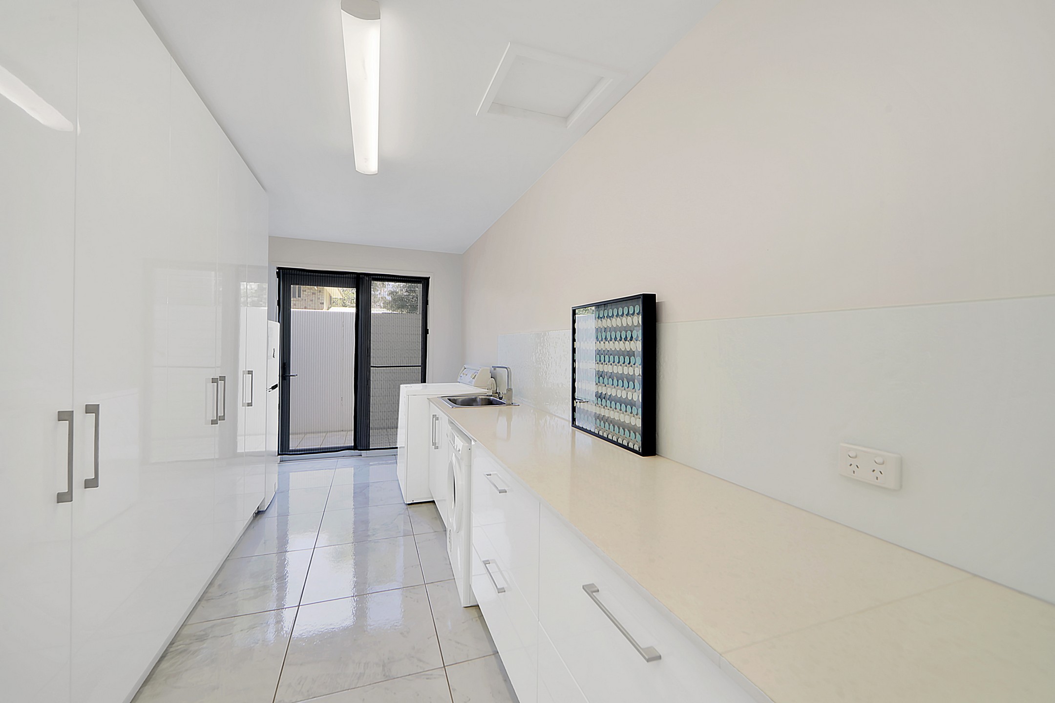 51 MCINTOSH AVENUE, Elliott Heads QLD 4670 - Image 8