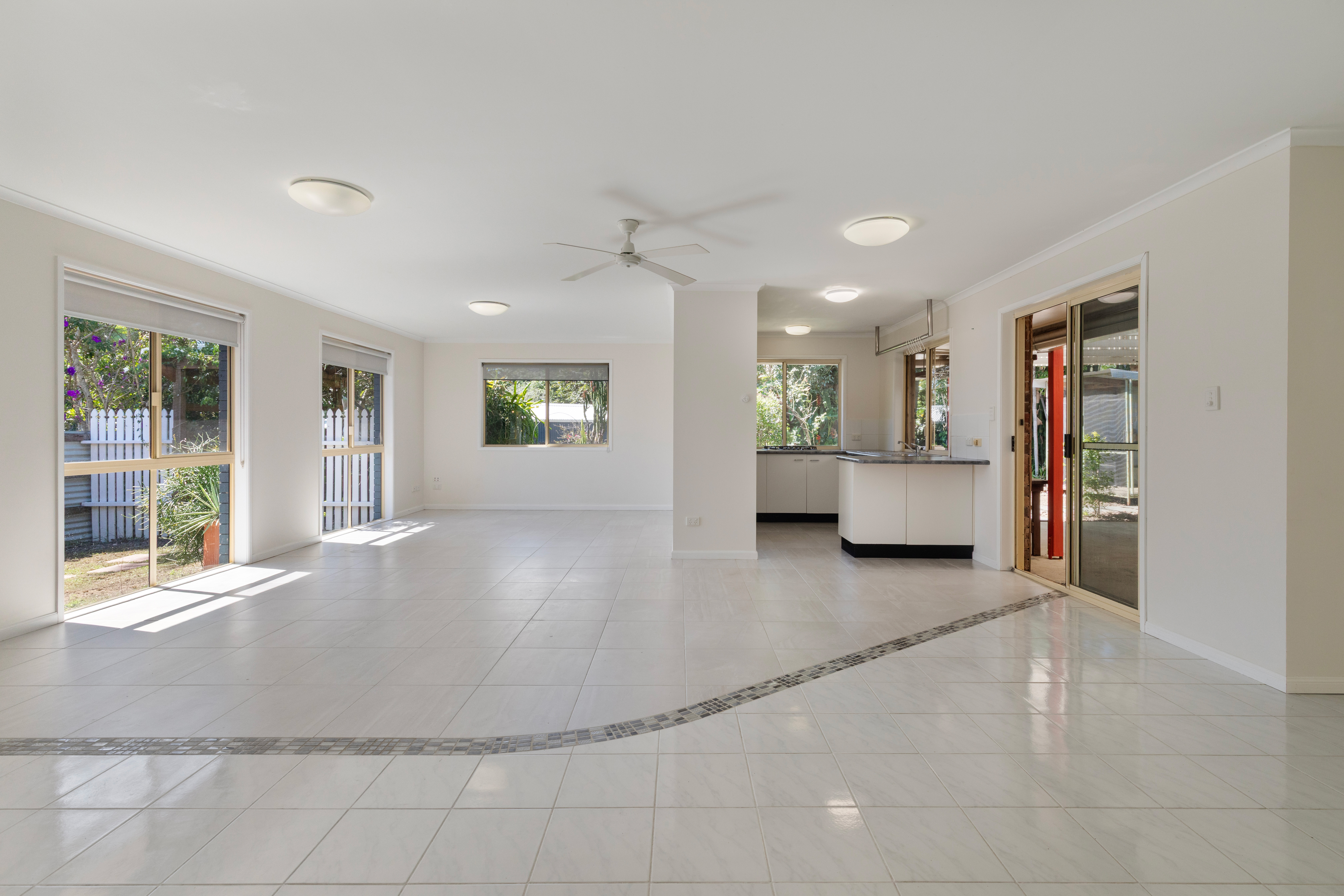 12 KYLIE COURT, Pomona QLD 4568 - Image 2