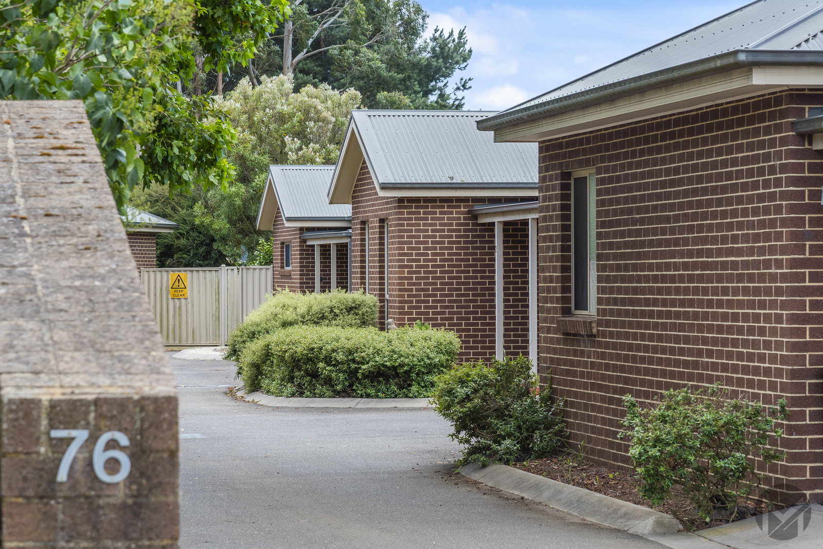 3-bedroom unit at 3/76 Barry Street, Romsey, VIC 3434, Macedon Ranges, Victoria