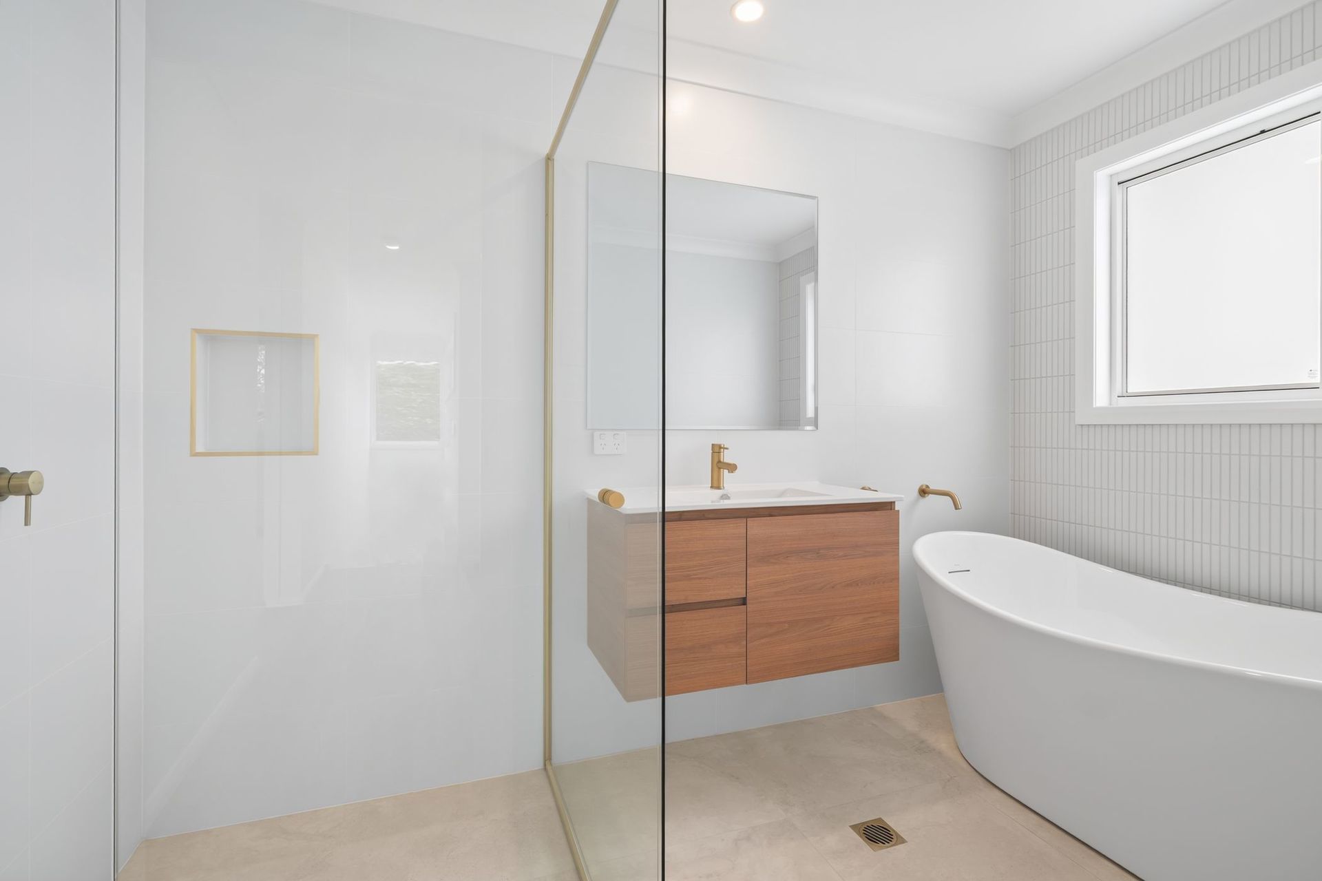 3-bedroom unit at 2/4 Wildwood Way, Thrumster, NSW 2444, Port Macquarie-Hastings, New South Wales