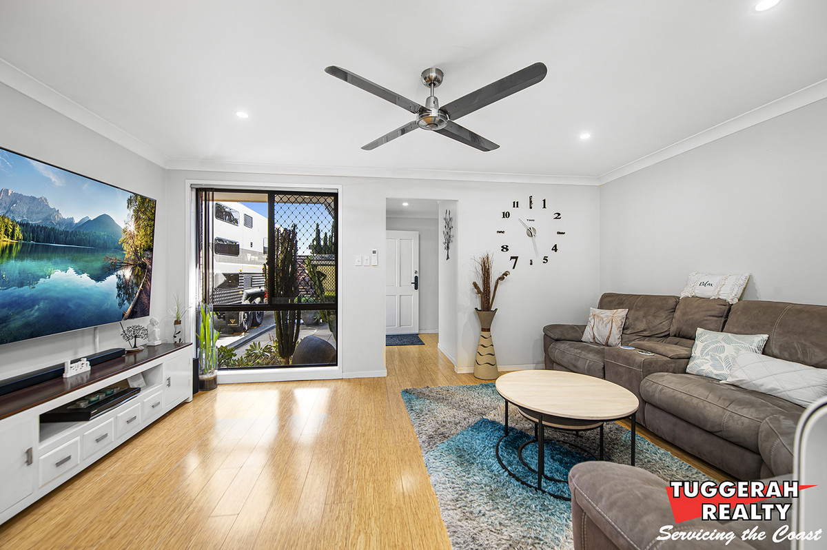 48 Gregory Street, Berkeley Vale, NSW 2261 - Image 3