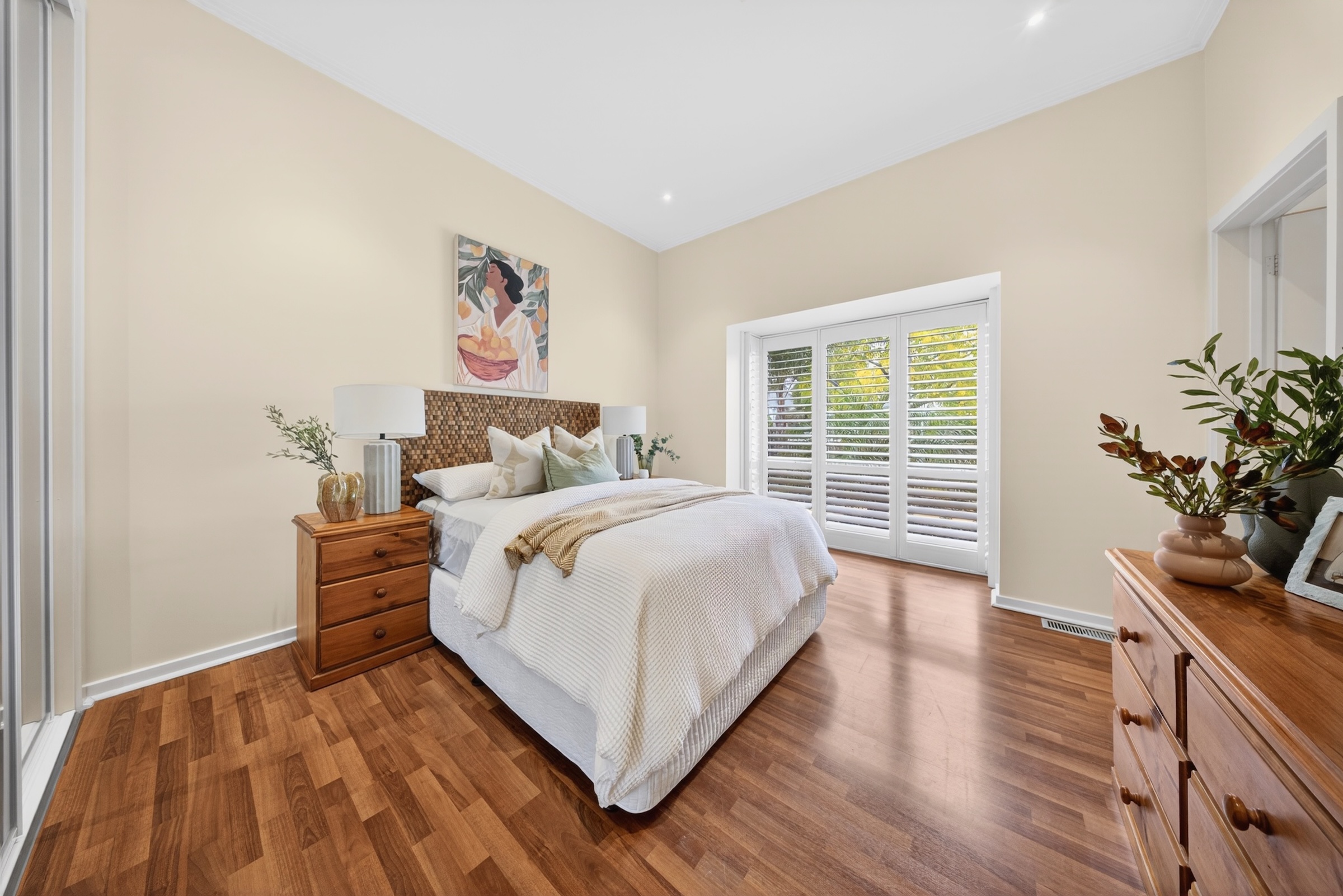 5-bedroom house at 31 Tamar Grove, Oakleigh, VIC 3166, Monash, Victoria