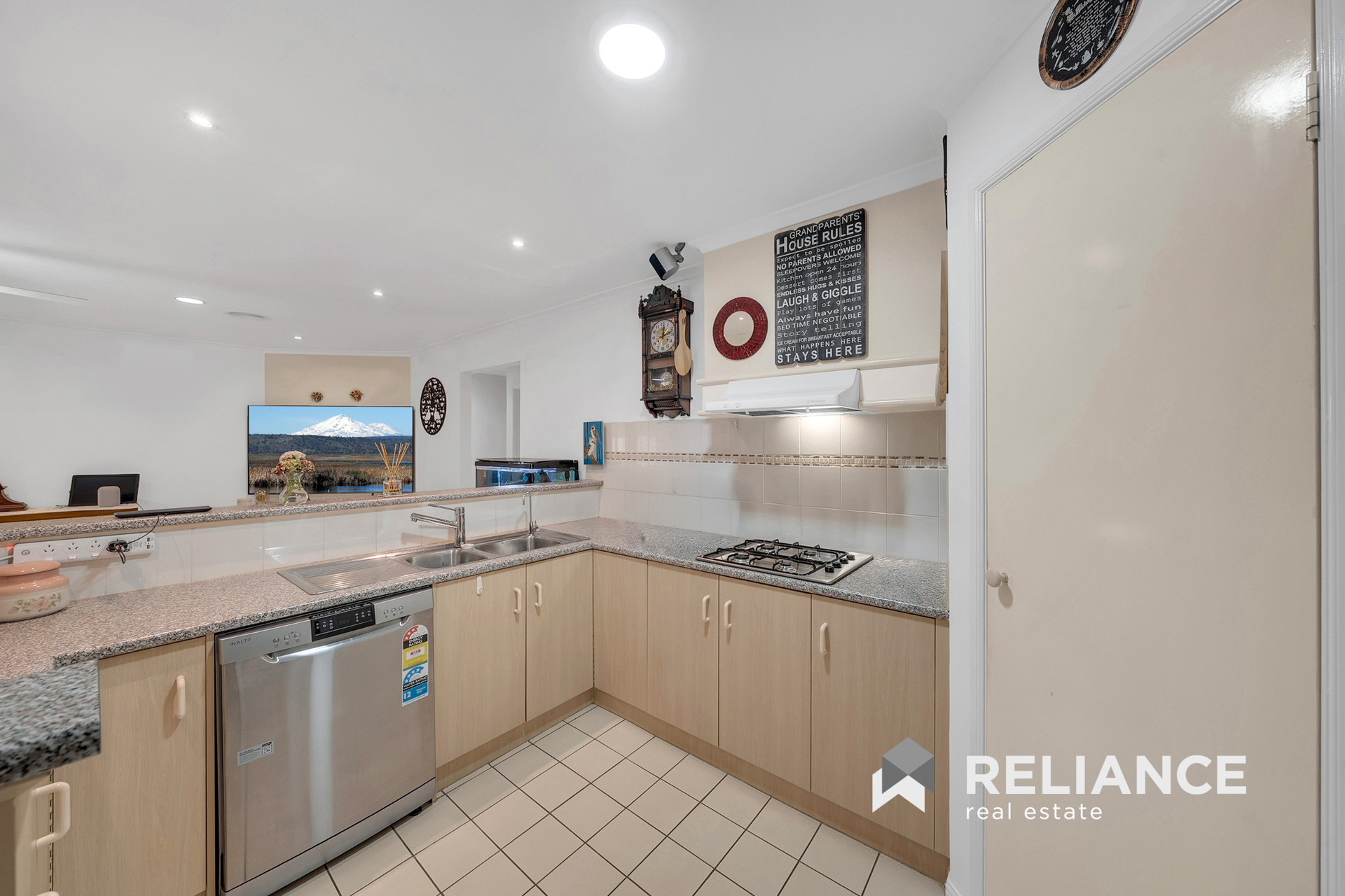 289 Hogans Road, Hoppers Crossing, Vic, 3029 - Image 8