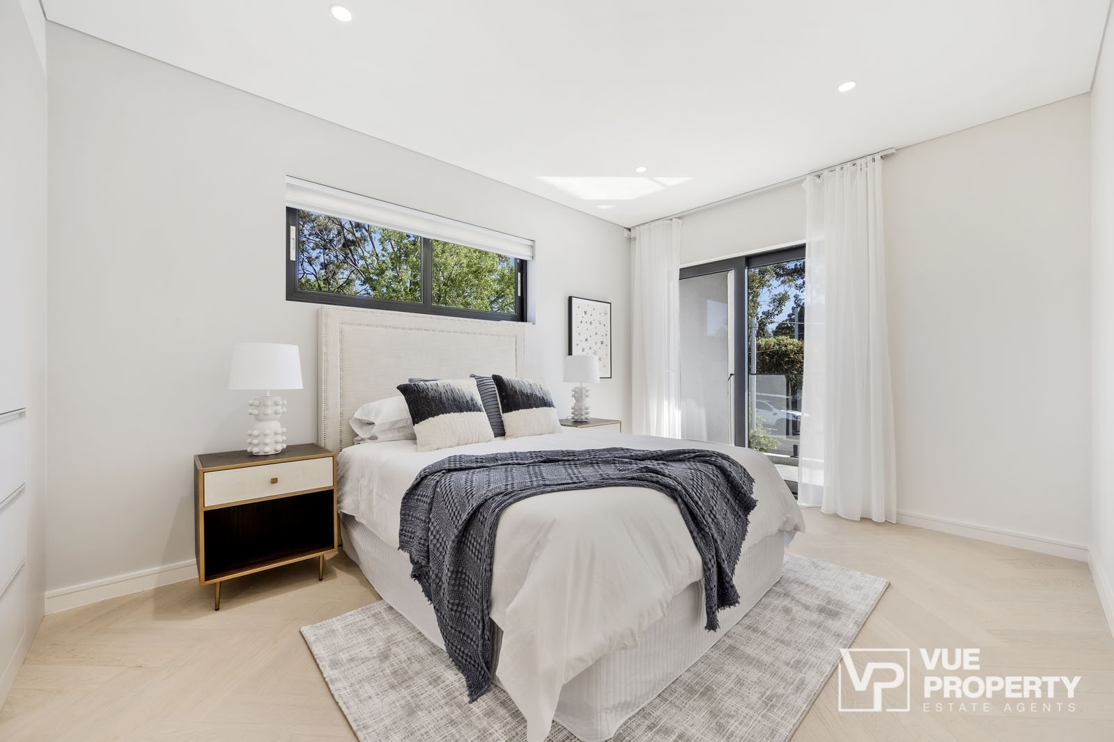 5-bedroom unit at 10 Valley Road, Eastwood, NSW 2122, Ryde, New South Wales