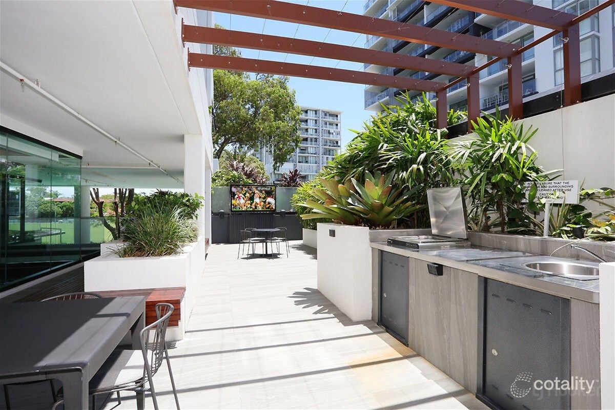 2-bedroom unit at 372 Marine Parade, Labrador, Qld, 4215, Gold Coast, Queensland