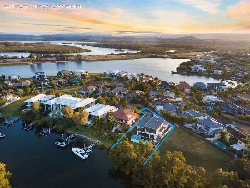 5-bedroom house at 4 Edgewater Place, Helensvale, QLD 4212, Gold Coast, Queensland
