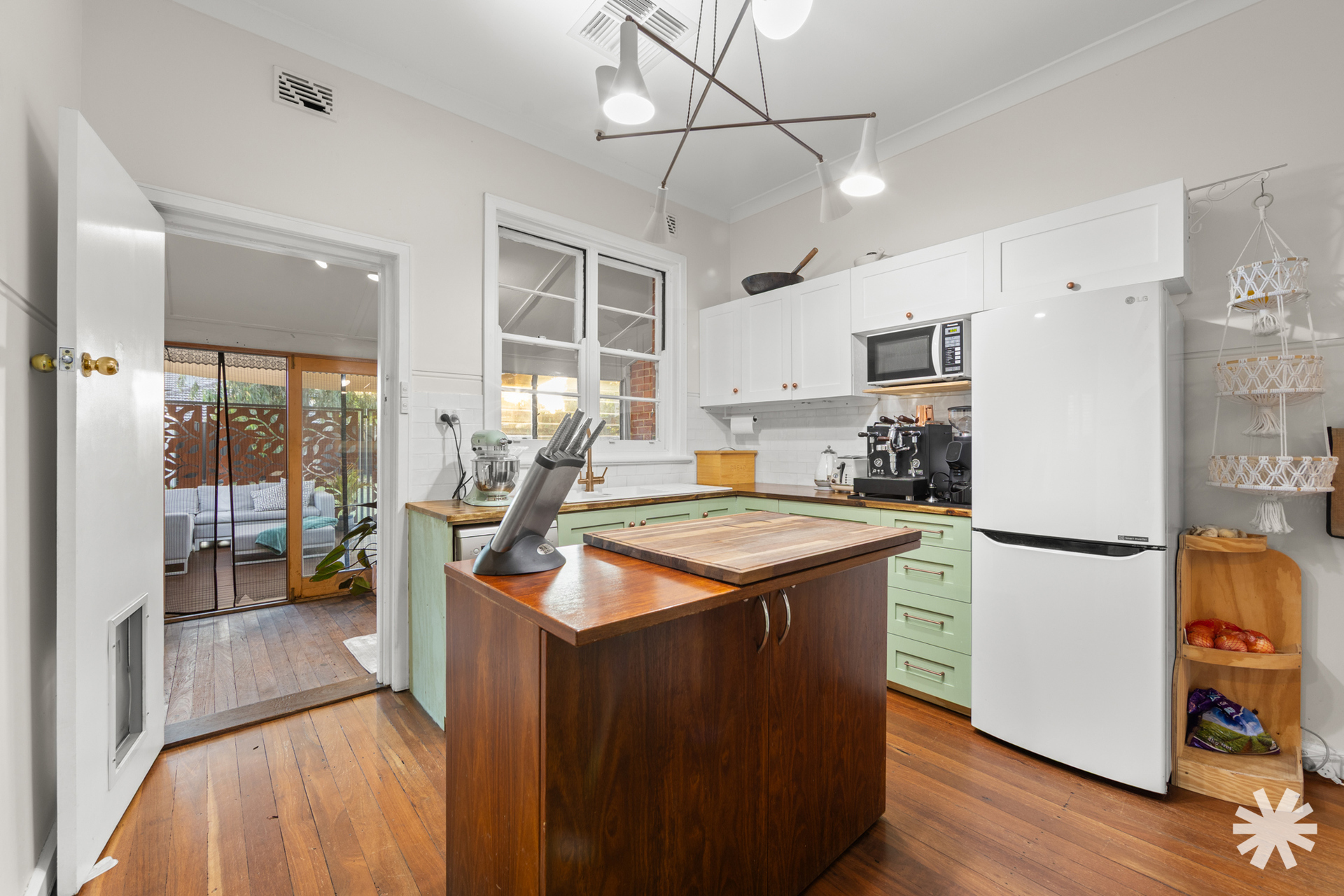 110 WOOD STREET, Inglewood WA 6052 - Image 8