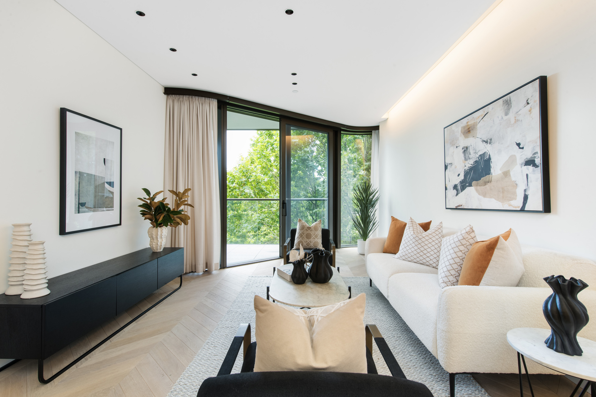 OPERA RESIDENCES 701 71 MACQUARIE STREET, SYDNEY NSW 2000 - Image 1