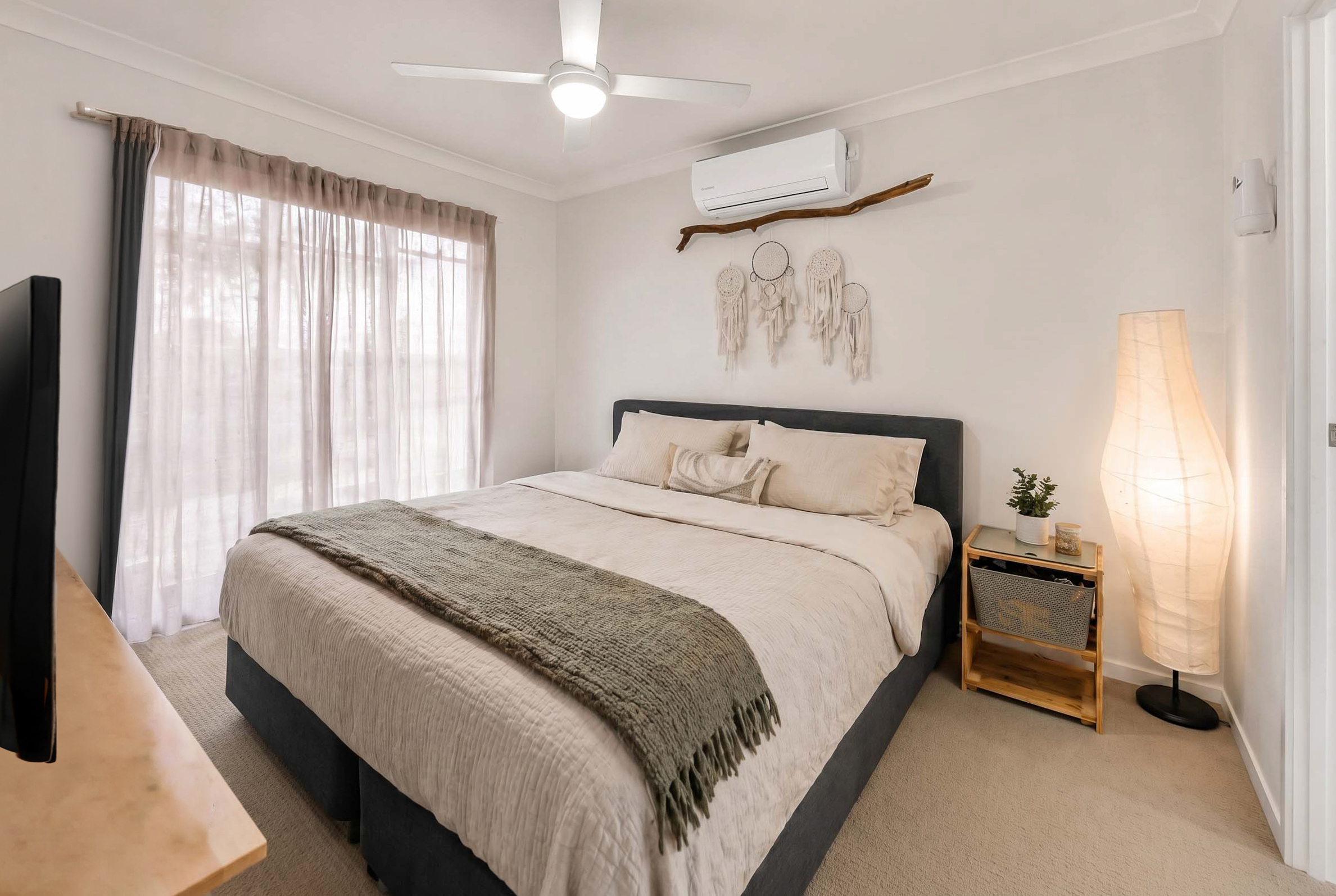 5-bedroom unit at 14 Southwood Circuit, Yarrabilba, QLD 4207, Logan, Queensland