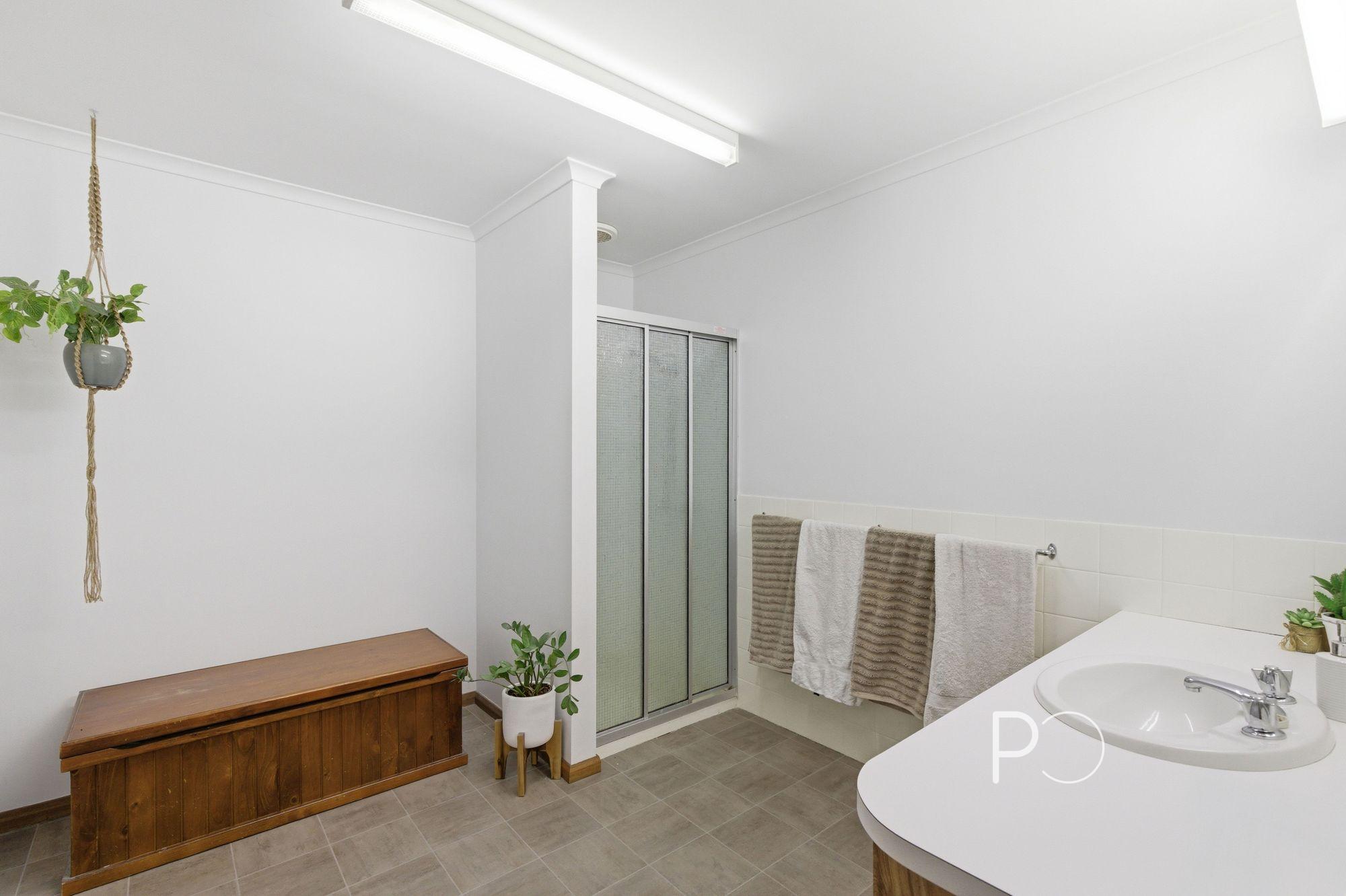 4-bedroom house at 437 Forthside Road, Forthside, Tas, 7310, Devonport, Tasmania