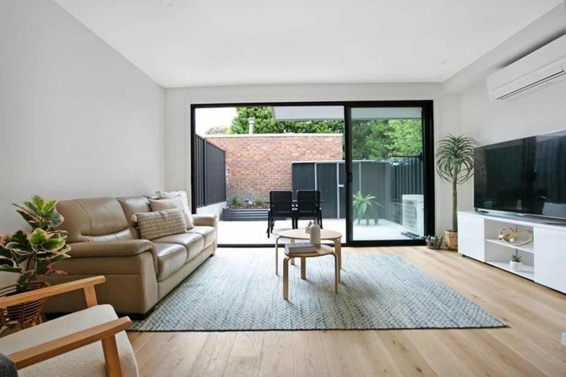 5/281 Bell Street, Bellfield, Vic, 3081 - Image 2