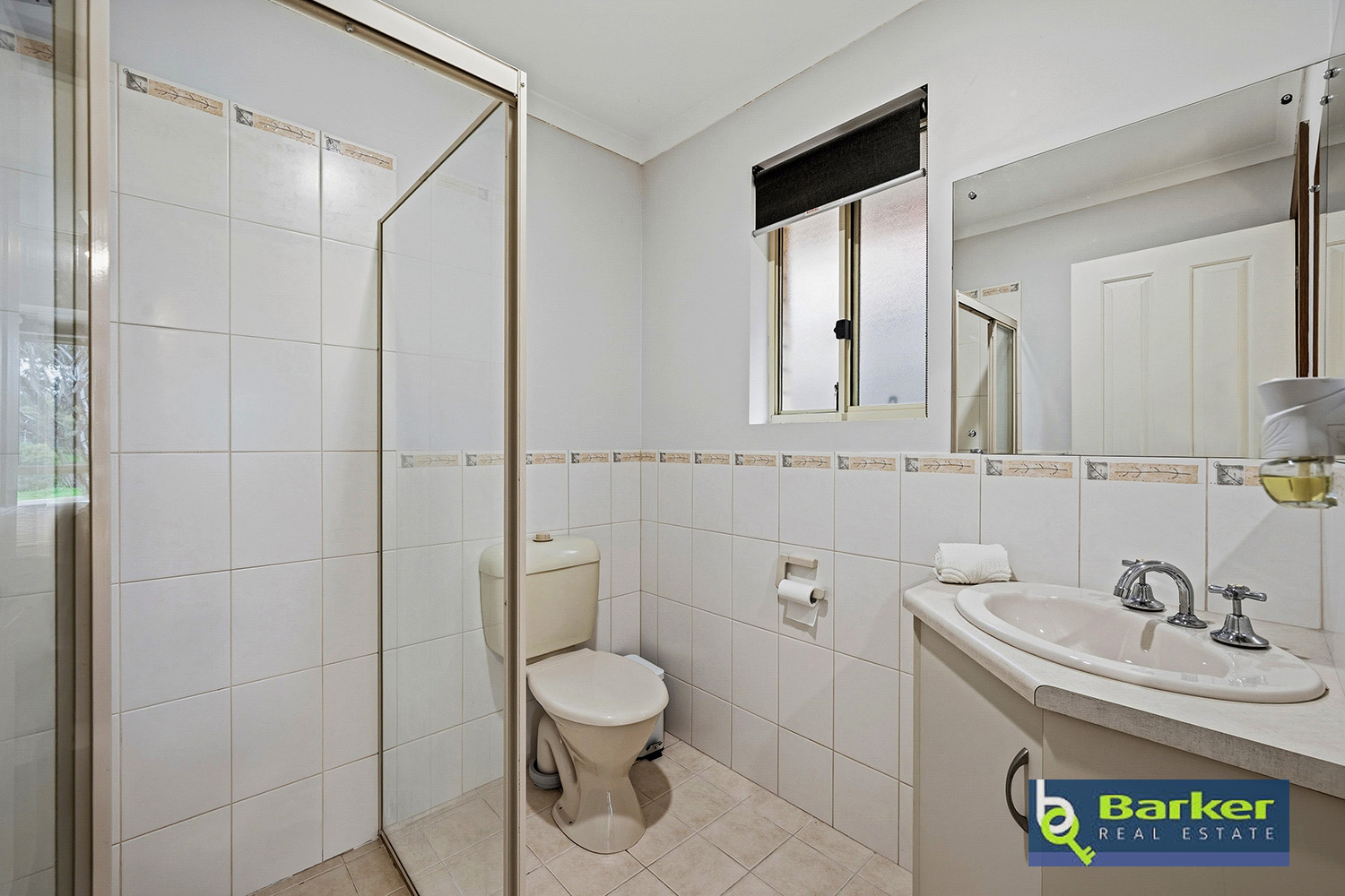 18 CHRISTINE CIRCUIT, Craigmore SA 5114 - Image 5