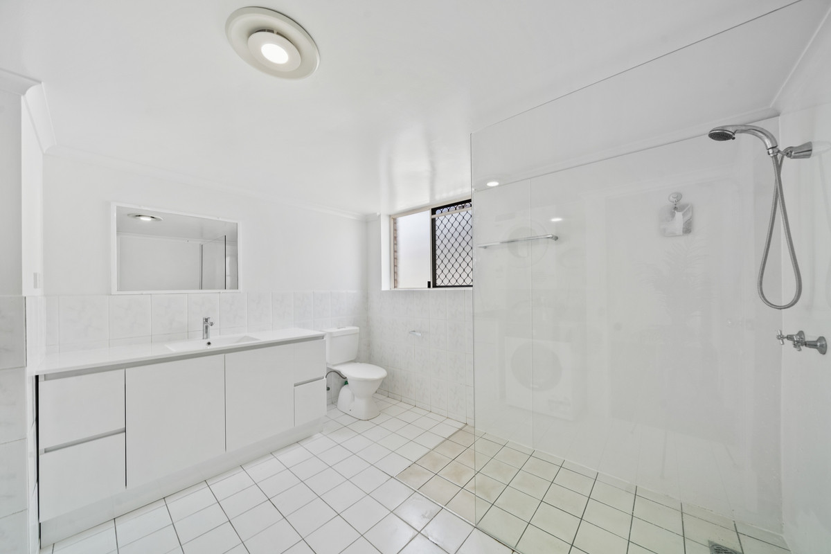 2-bedroom unit at 2 23 MOWBRAY TERRACE, EAST BRISBANE QLD 4169, Brisbane, Queensland