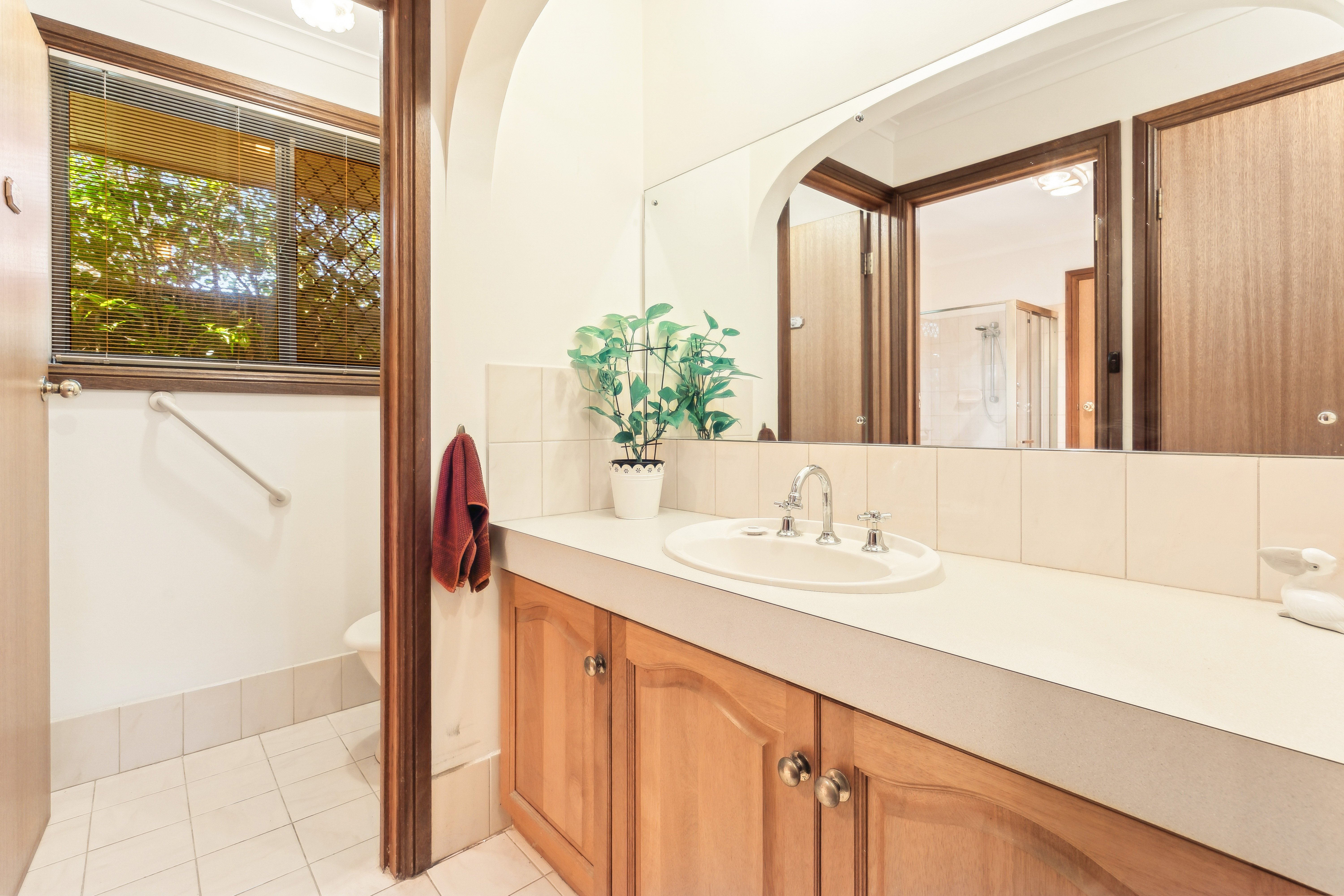 3-bedroom house at 14 Farnsworth Drive, Morphett Vale, SA 5162, Onkaparinga, South Australia