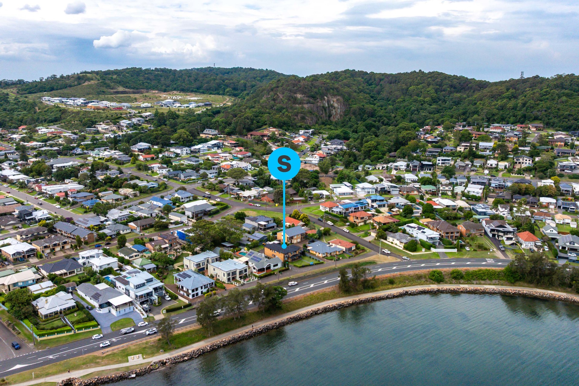 1-bedroom unit at 2/226 The Esplanade, Speers Point, NSW 2284, Lake Macquarie, New South Wales
