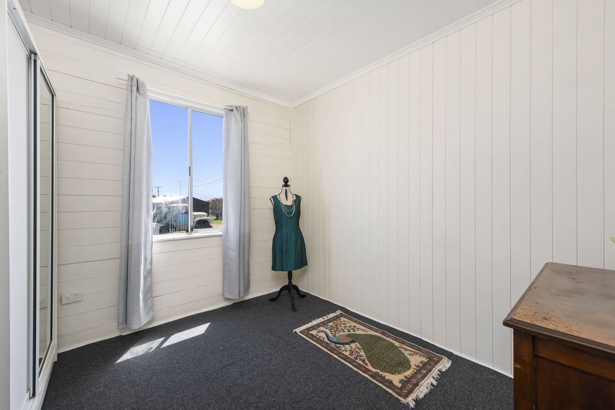 3-bedroom house at 62 Victoria Street, Clifton, QLD 4361, , Queensland