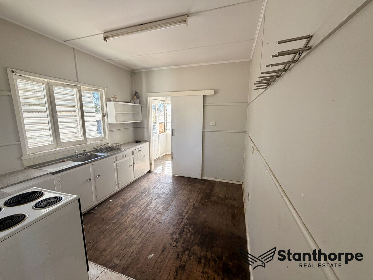 4-bedroom house at 95 Sugarloaf Road, Stanthorpe, QLD 4380, Southern Downs, Queensland