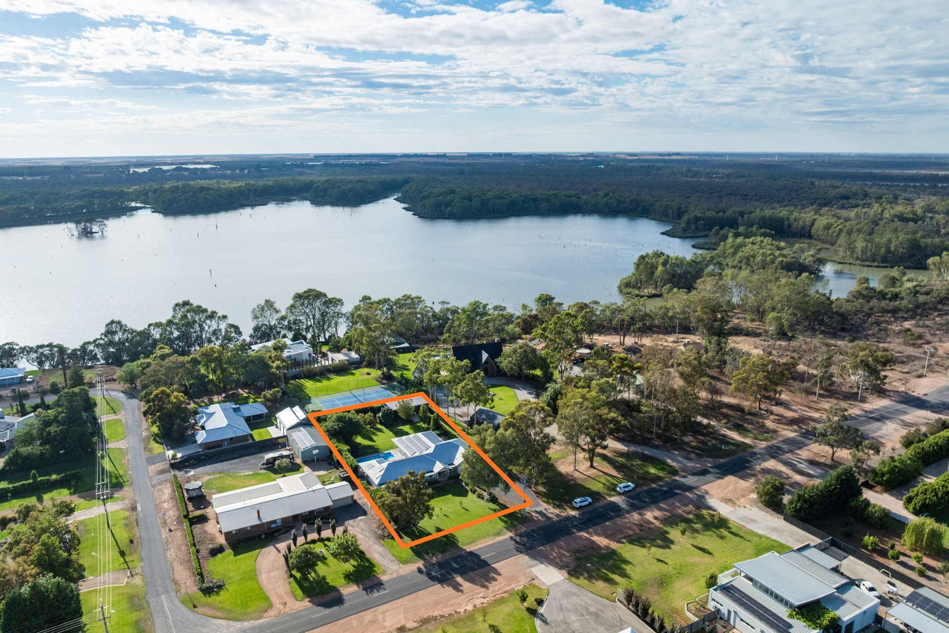 5-bedroom house at 765 CURETON AVENUE, Nichols Point VIC 3501, Mildura, Victoria