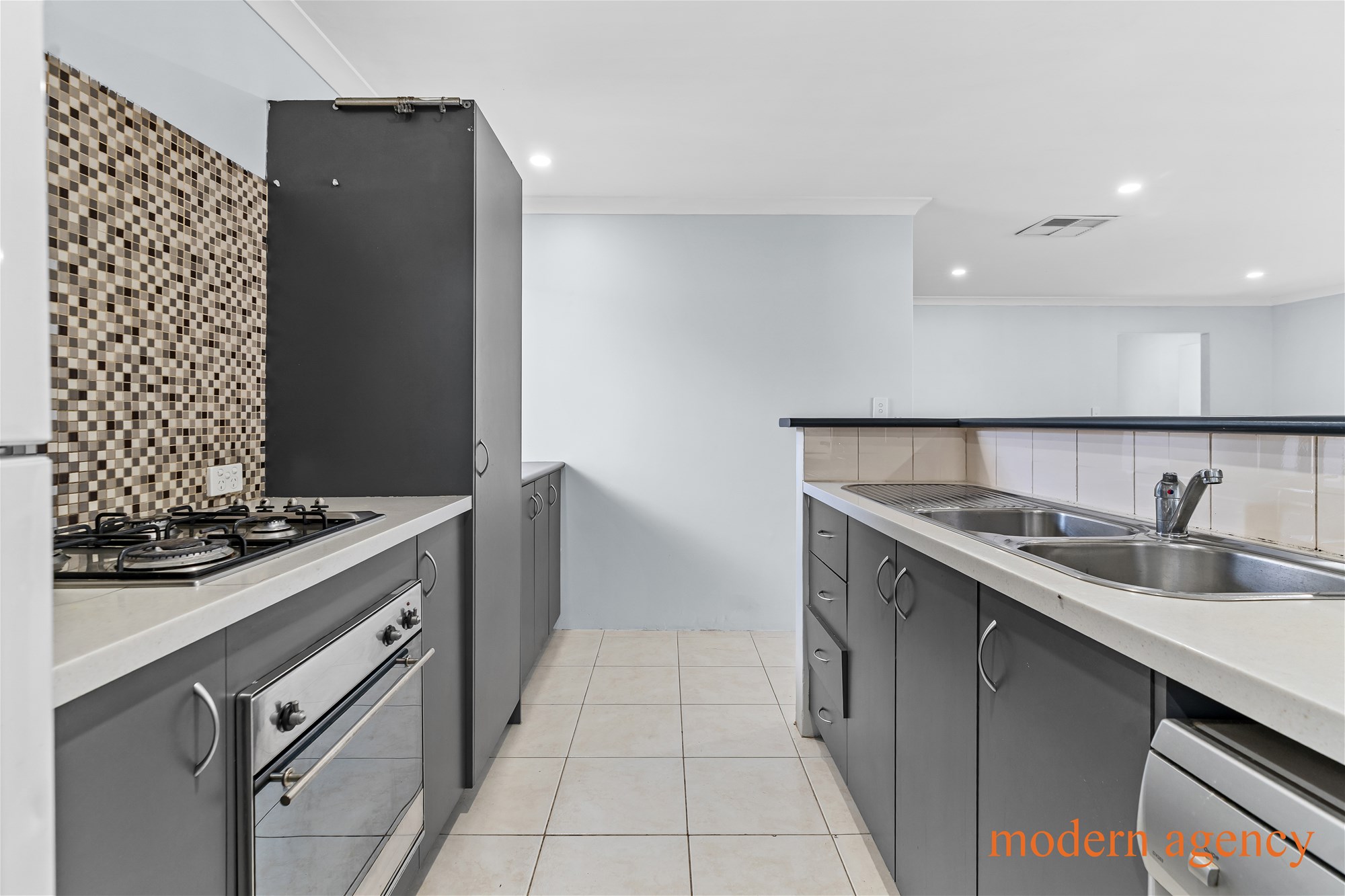 49 ARALUEN CRESCENT, Bertram WA 6167 - Image 6