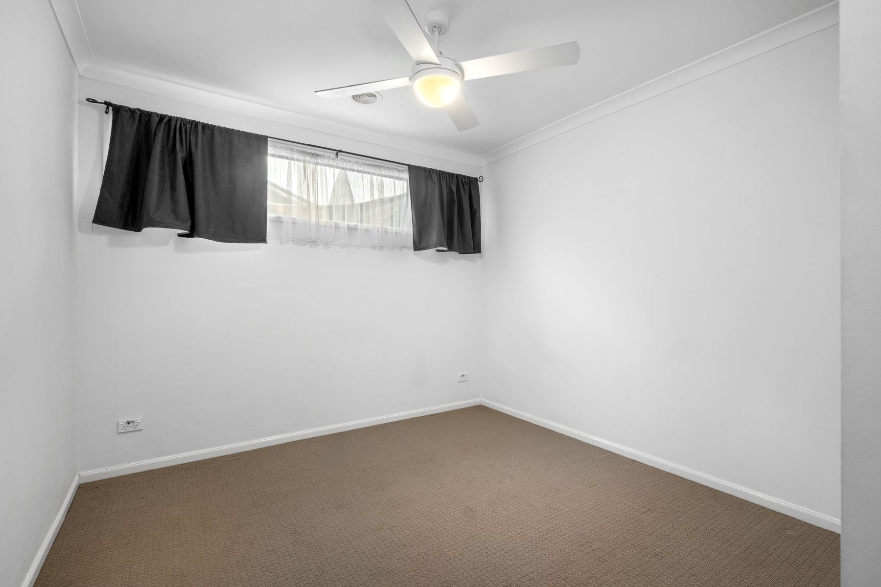 15 FINCH STREET, Norlane VIC 3214 - Image 9