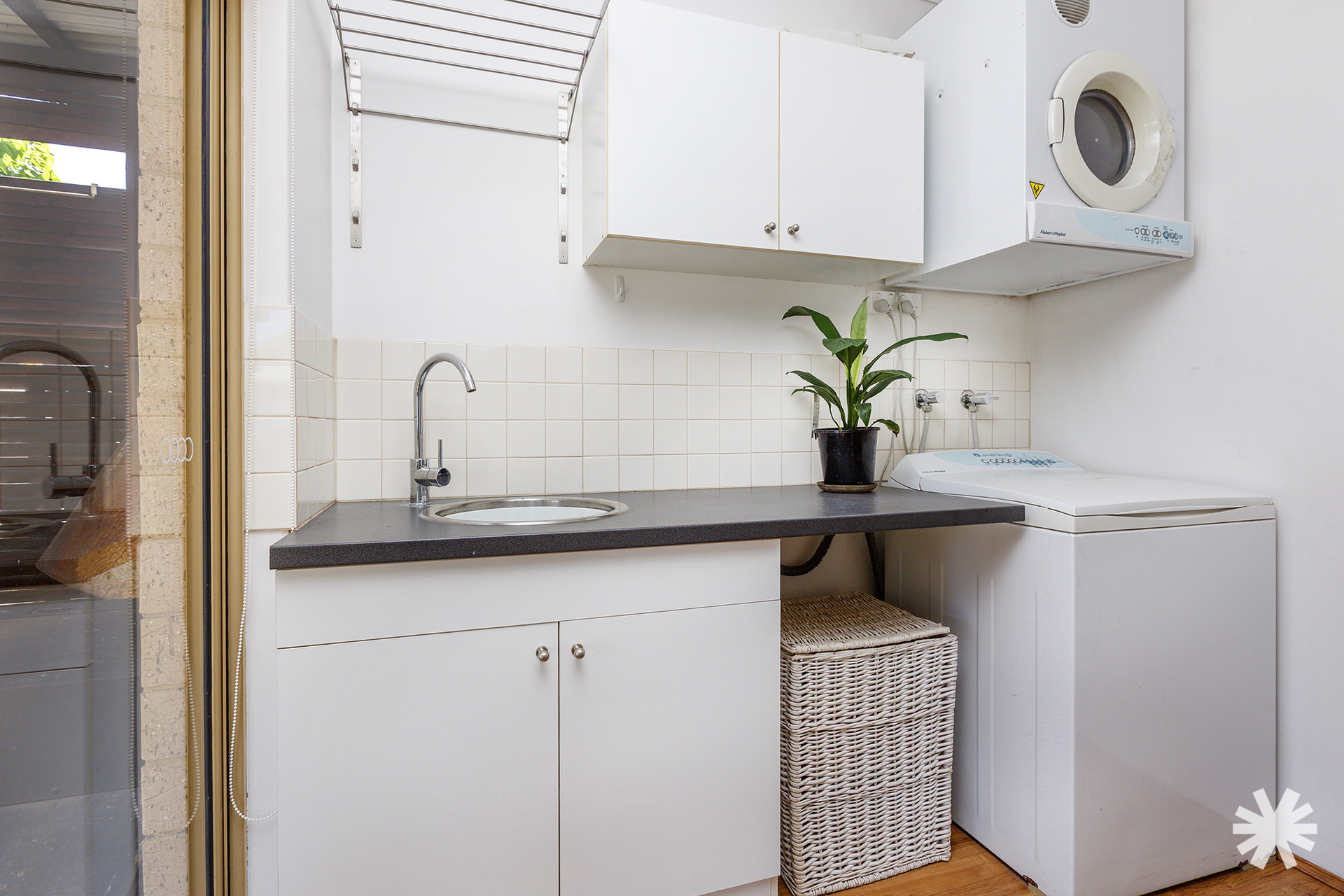 118 LEAKE STREET, Belmont WA 6104 - Image 6