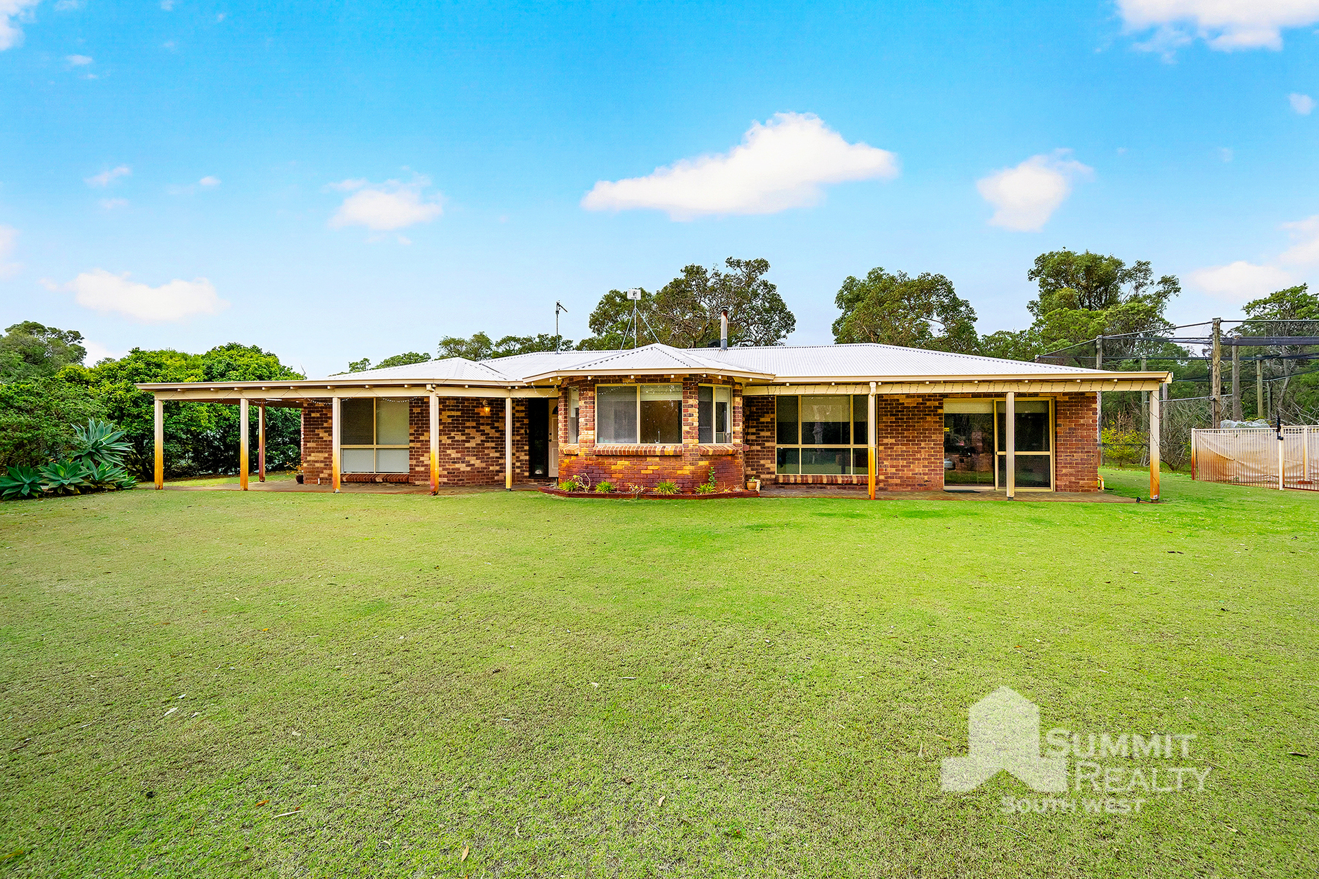 4-bedroom house at 240 Minninup Road, Stratham, WA 6237, Capel, Western Australia