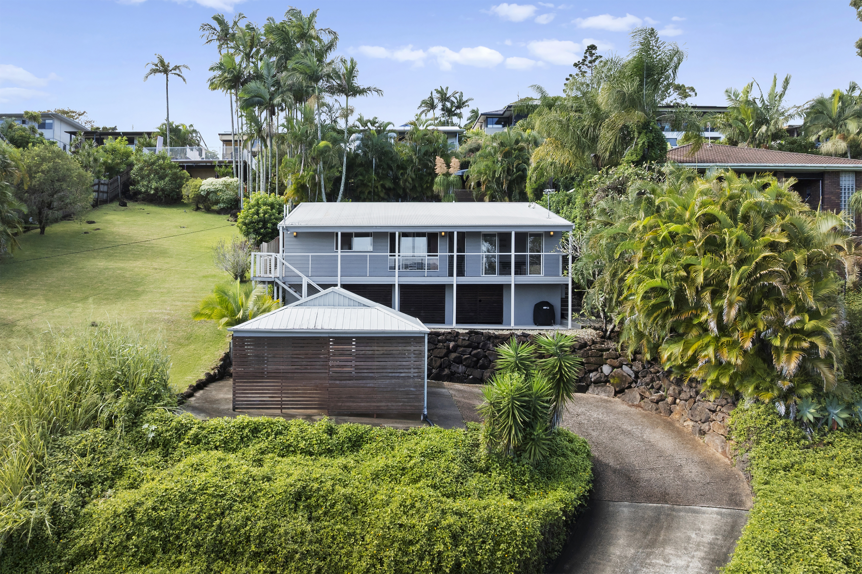 15 Lakeview Parade, Tweed Heads South, NSW 2486 - Image 2