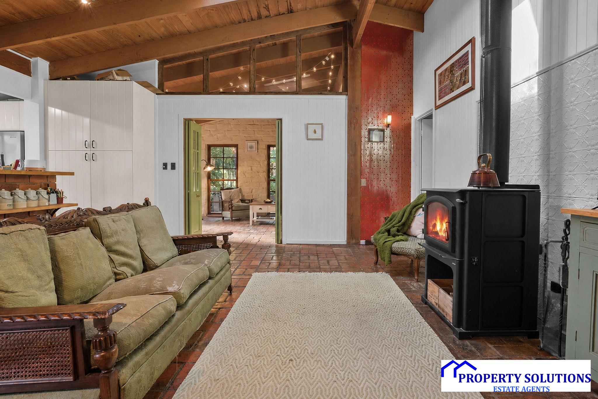 3-bedroom house at 3 Hillcrest Court, Cockatoo, VIC 3781, Cardinia, Victoria