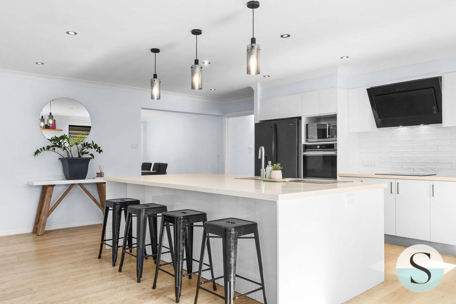 15 Macquarie Road, Morisset Park, NSW 2264 - Image 7