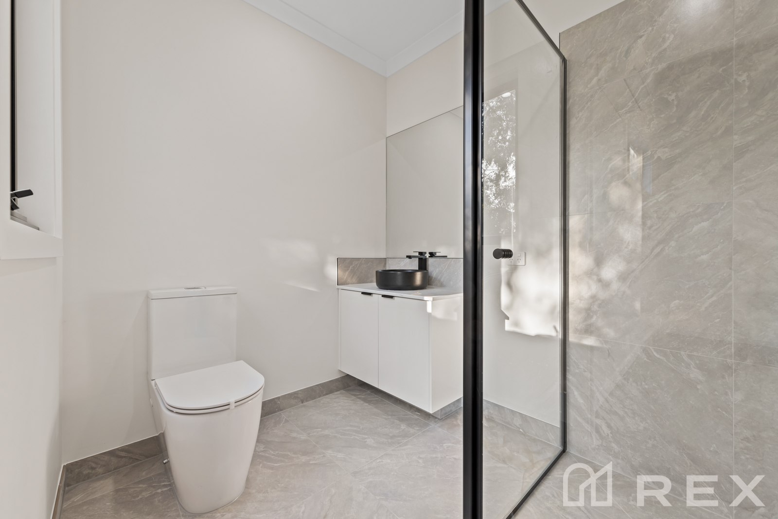 18 Bawar Place, Hallam, Vic, 3803 - Image 8