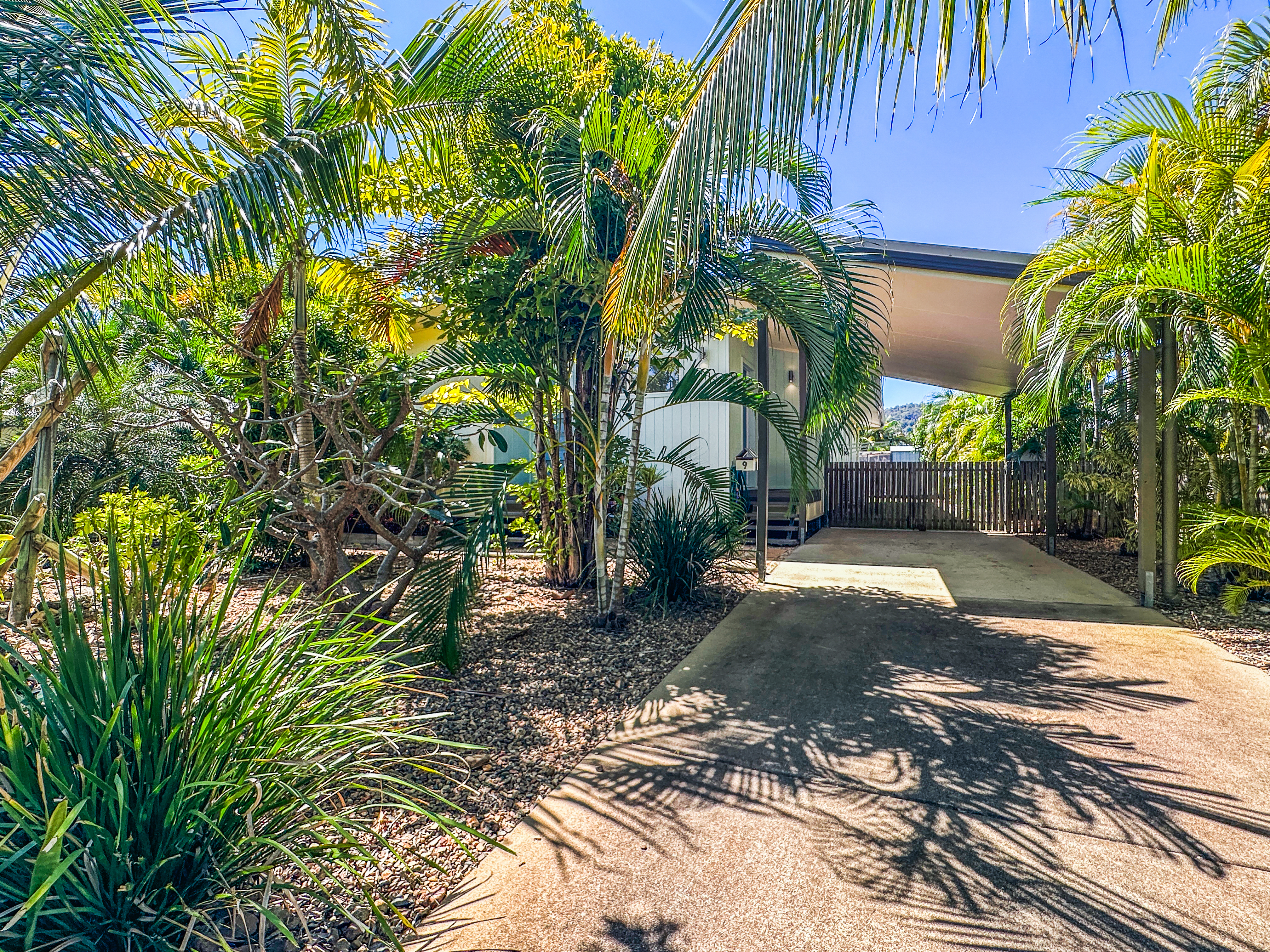 9 PANDANUS DRIVE, Horseshoe Bay QLD 4819 - Image 4