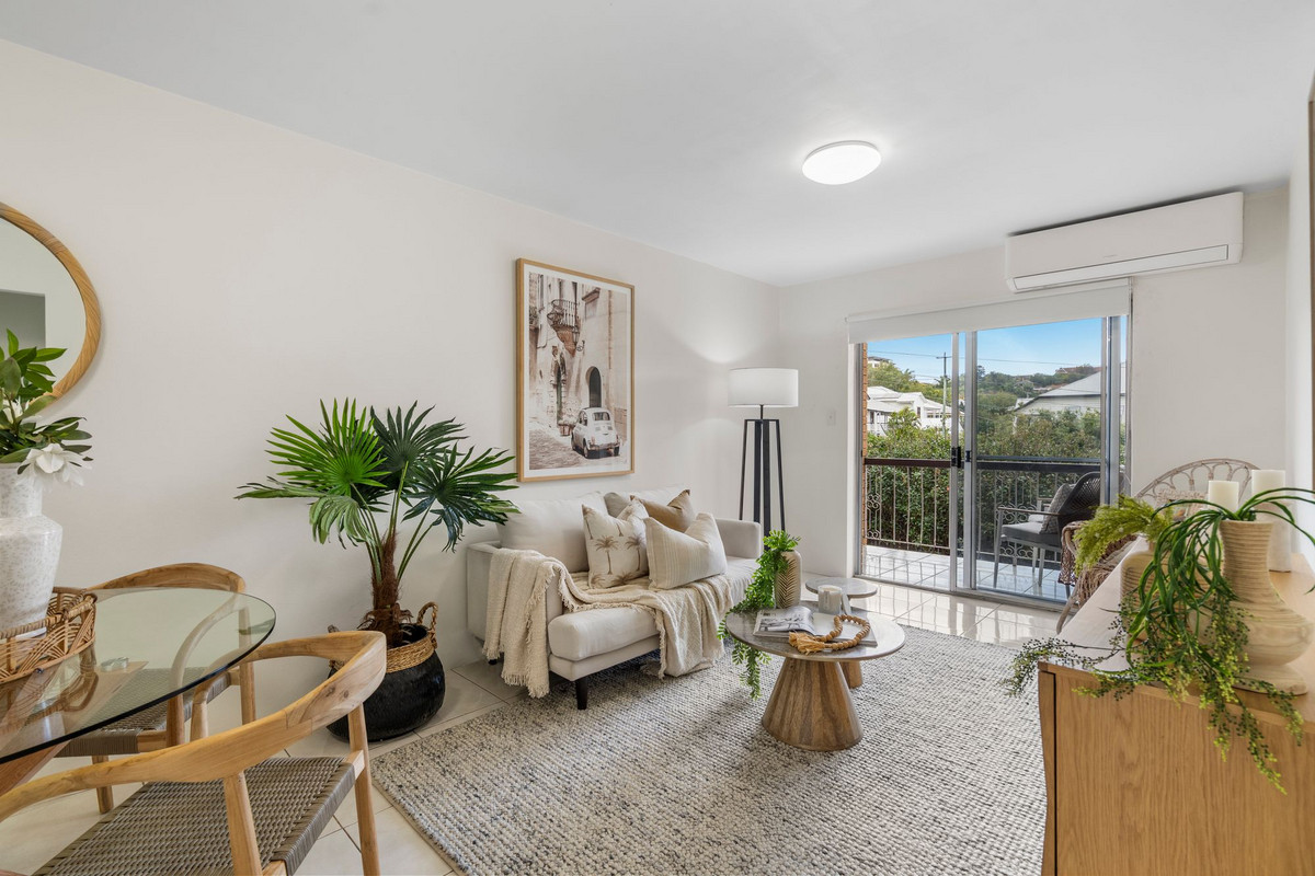 2 21 LEVER STREET, ALBION QLD 4010 - Image 1