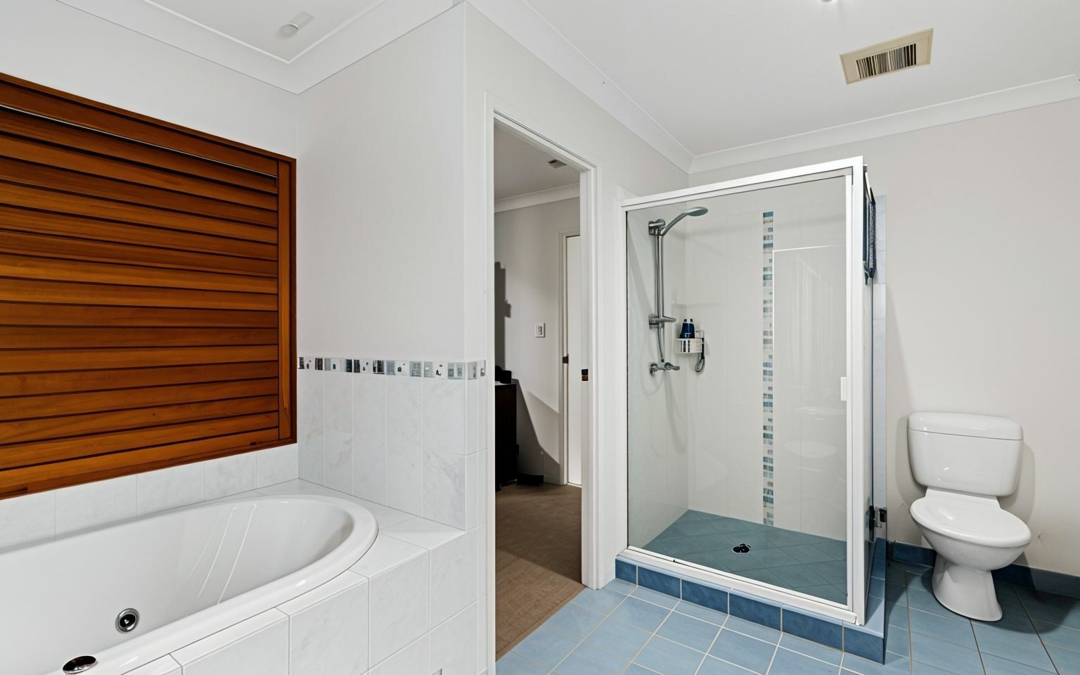 5-bedroom house at 12 Bowarrady Court, River Heads, QLD 4655, Fraser Coast, Queensland