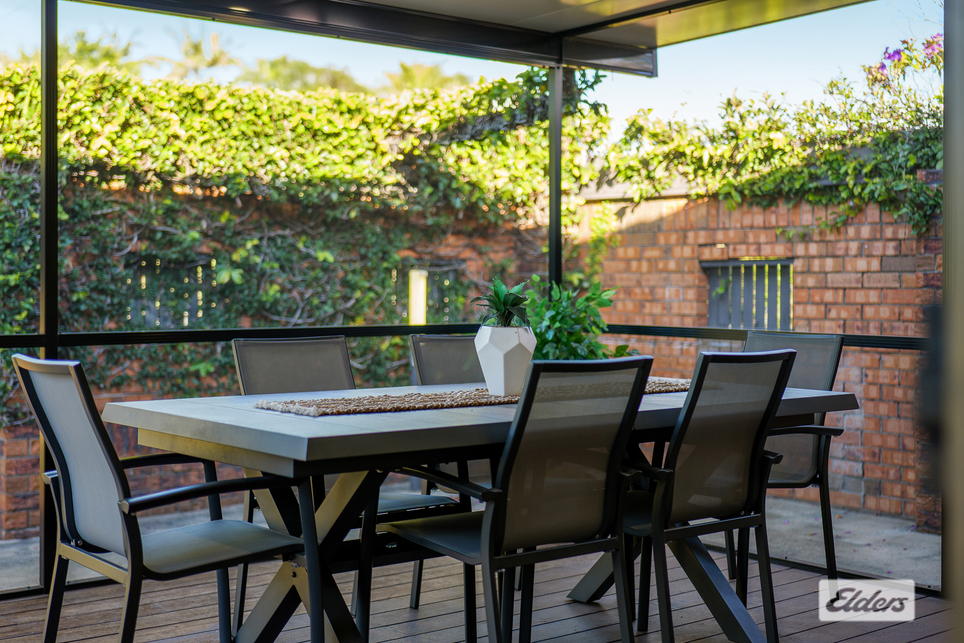 3-bedroom house at 92 Springfield Crescent, Daisy Hill QLD 4127, Logan, Queensland