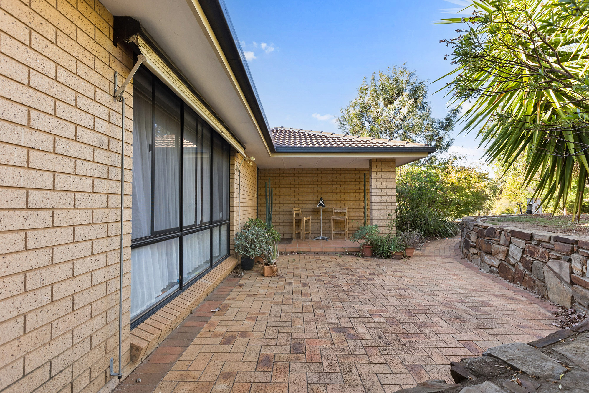4 LINCOLN AVENUE, Tolland NSW 2650 - Image 1