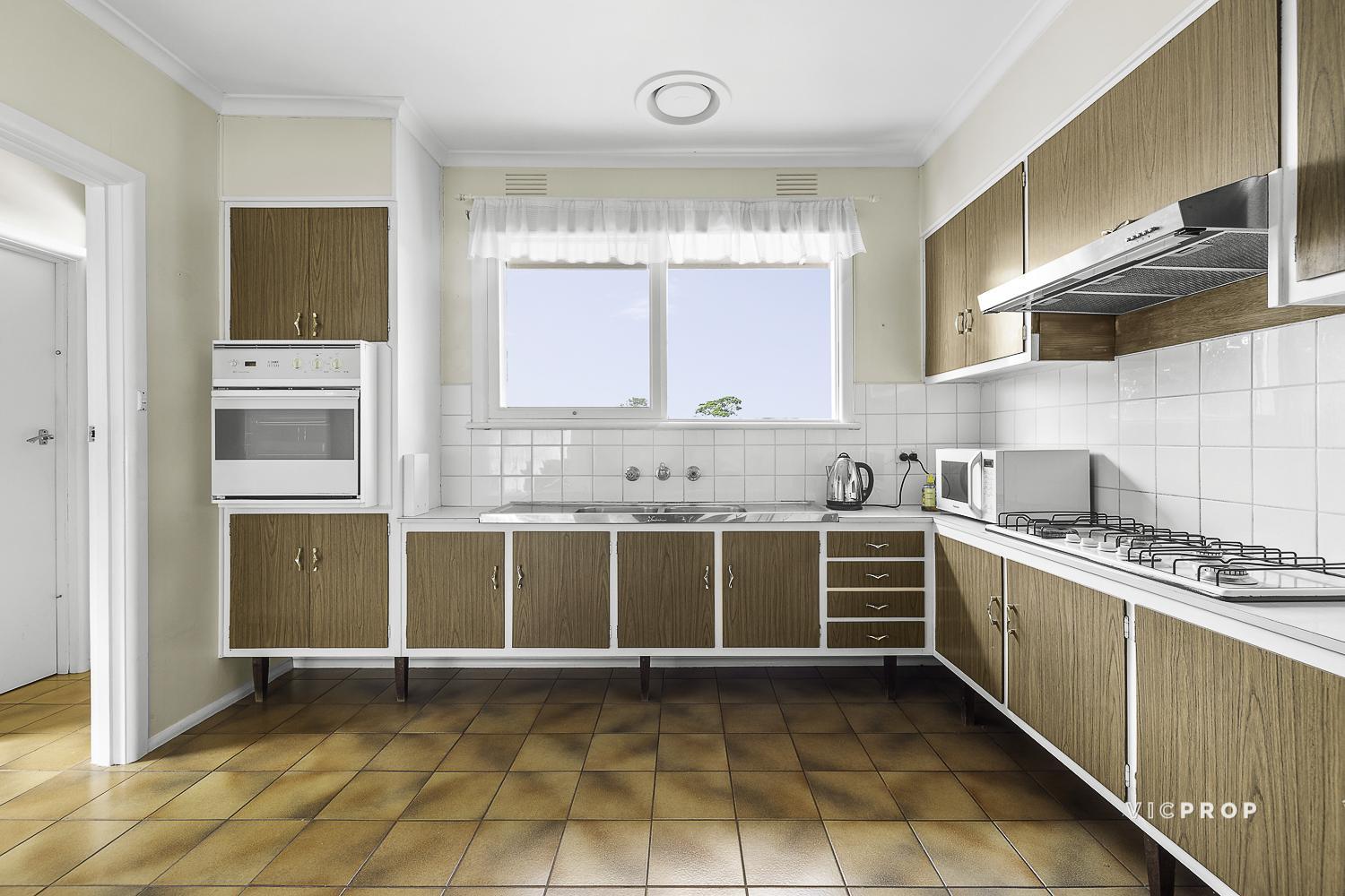 3-bedroom house at 4 Norfolk Circuit, Doncaster, VIC 3108, Manningham, Victoria