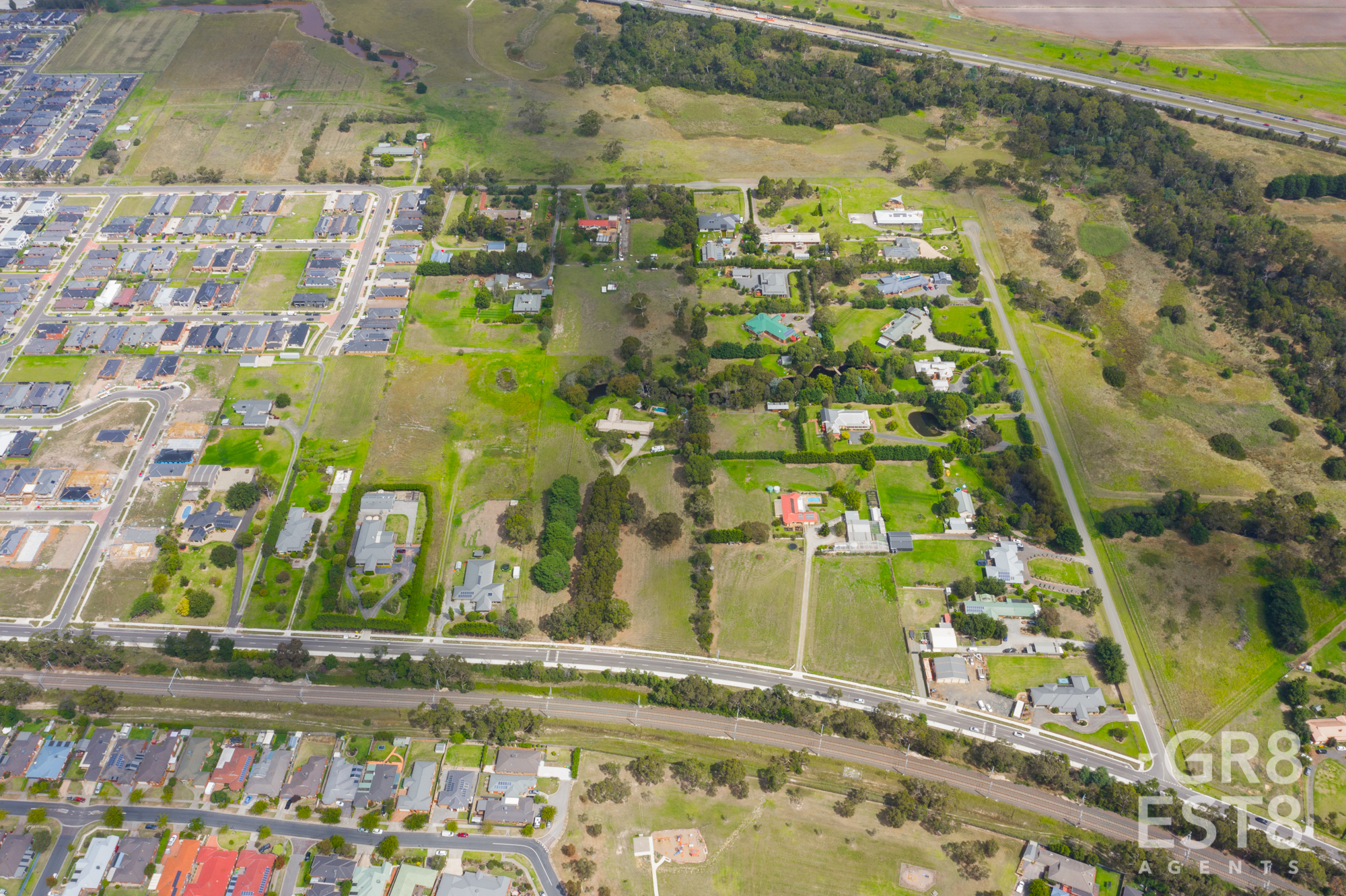 6 WATTLE CRESCENT, Beaconsfield VIC 3807 - Image 8