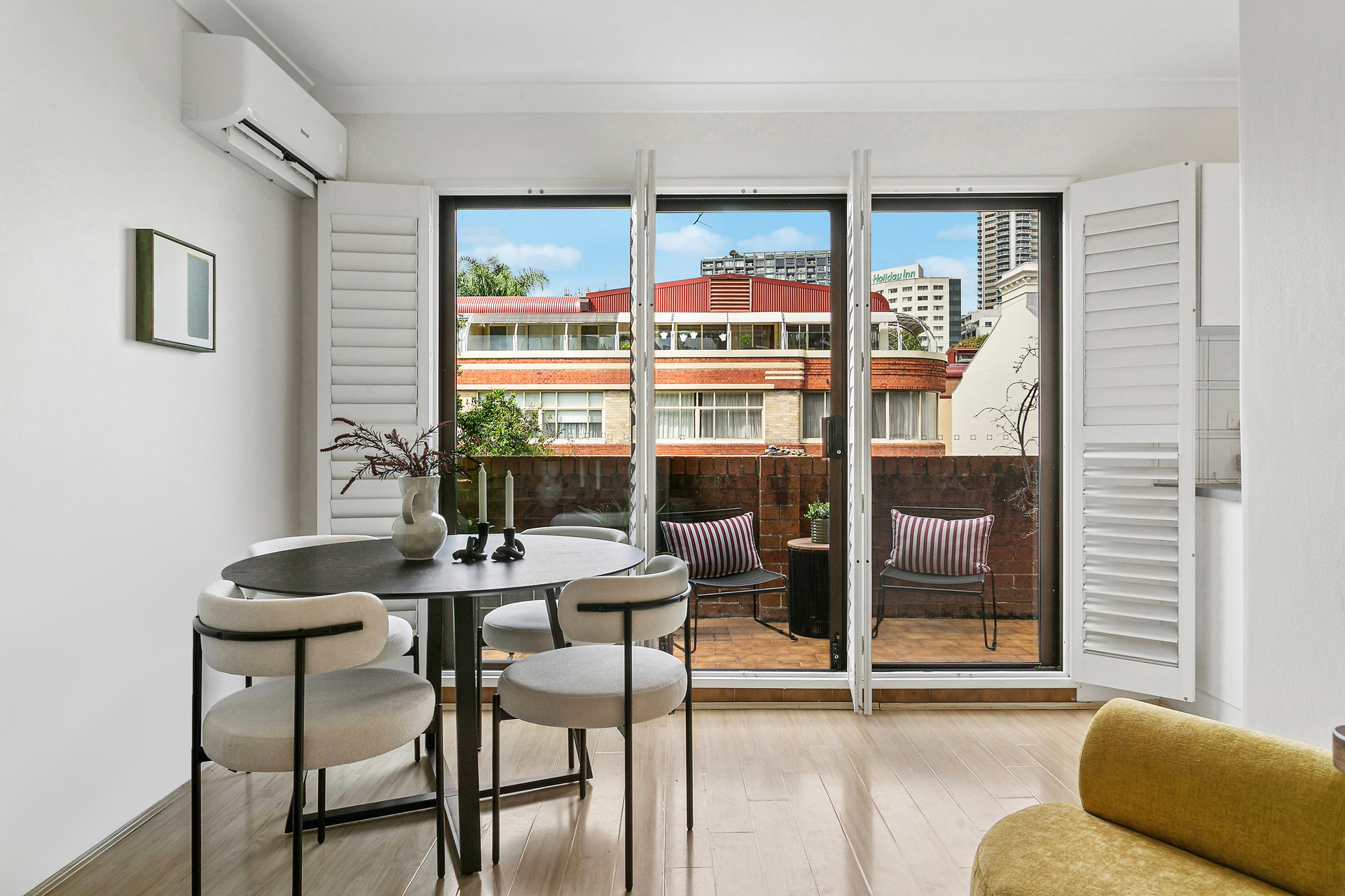 10/137-147 Forbes Street, Woolloomooloo, NSW 2011 - Image 4