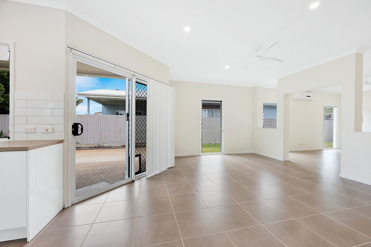 7 Swan View Court, Toogoom, Qld, 4655 - Image 7