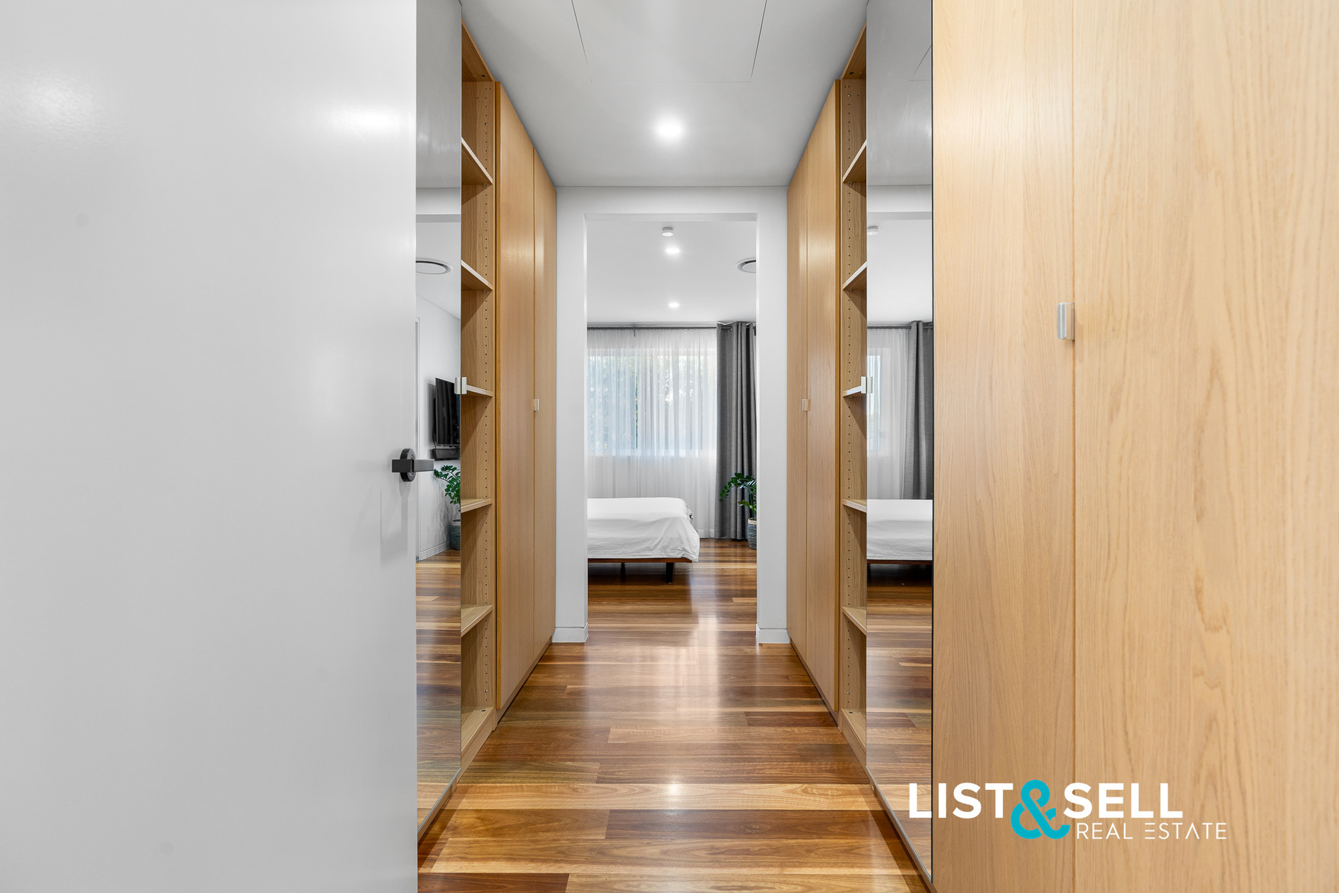 5-bedroom house at 14 MISIMA PLACE, Glenfield NSW 2167, Campbelltown (Nsw), New South Wales