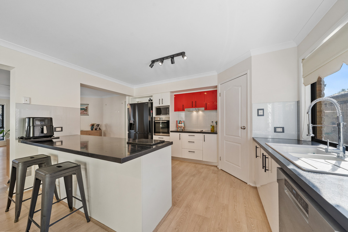 4 POSEIDON STREET, Cleveland QLD 4163 - Image 4