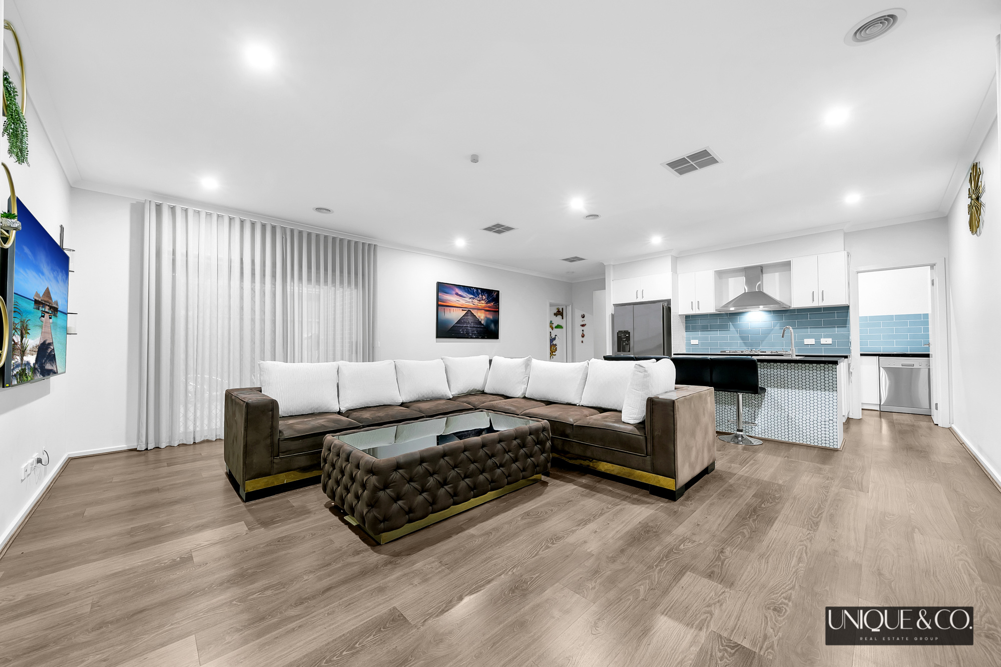 8 Magdala Street, Werribee, VIC 3030 - Image 9