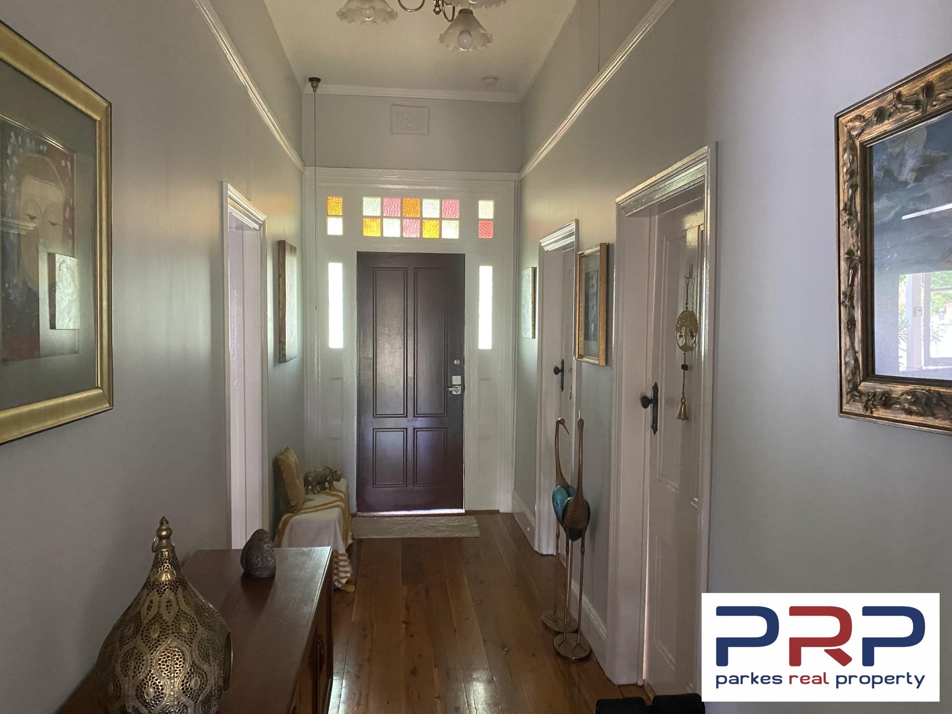 3-bedroom house at 9 Close Street, Parkes, Nsw, 2870, Parkes, New South Wales