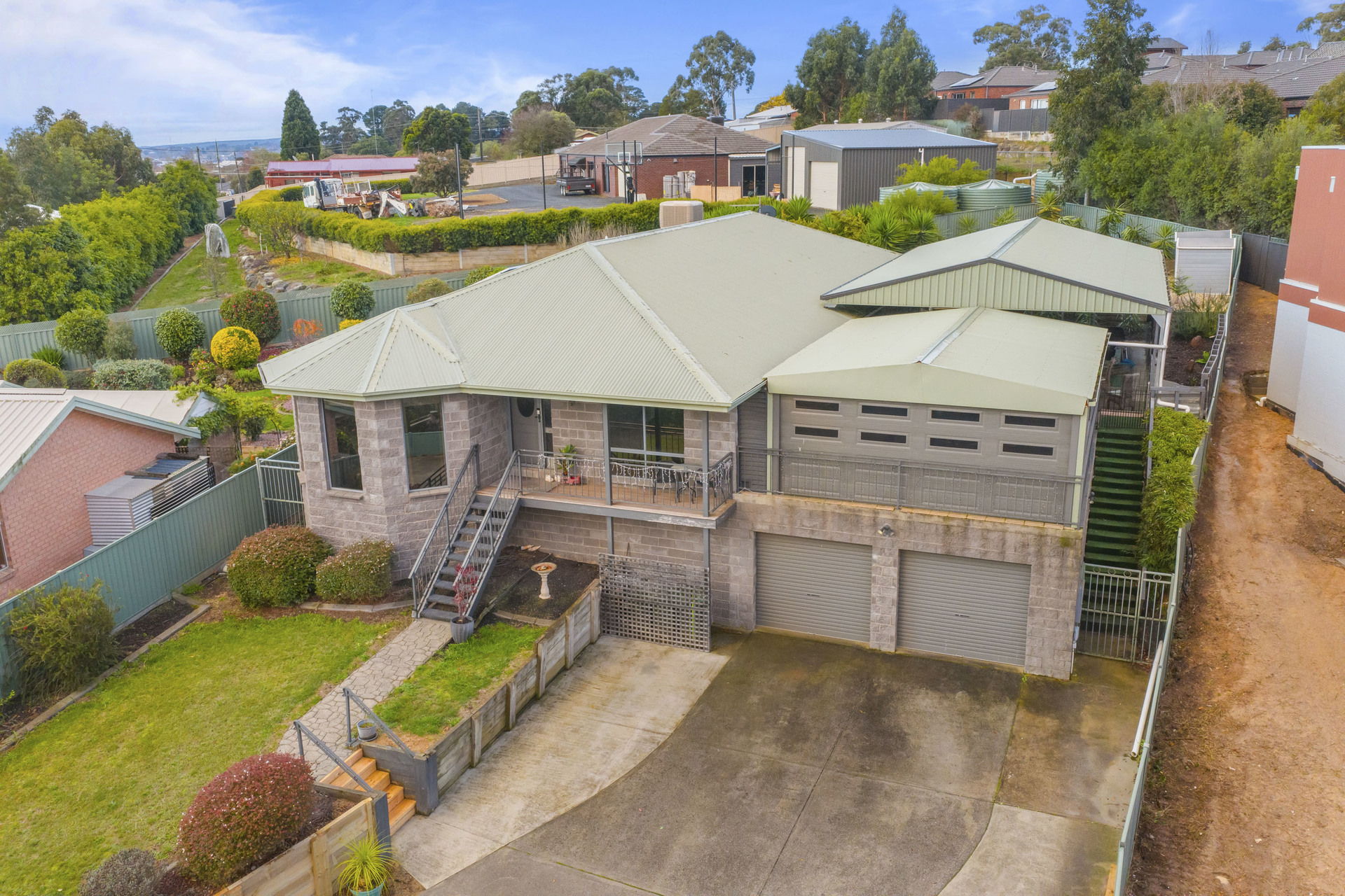 4-bedroom house at 18 MANNA GUM HEIGHTS, Mount Pleasant VIC 3350, Ballarat, Victoria