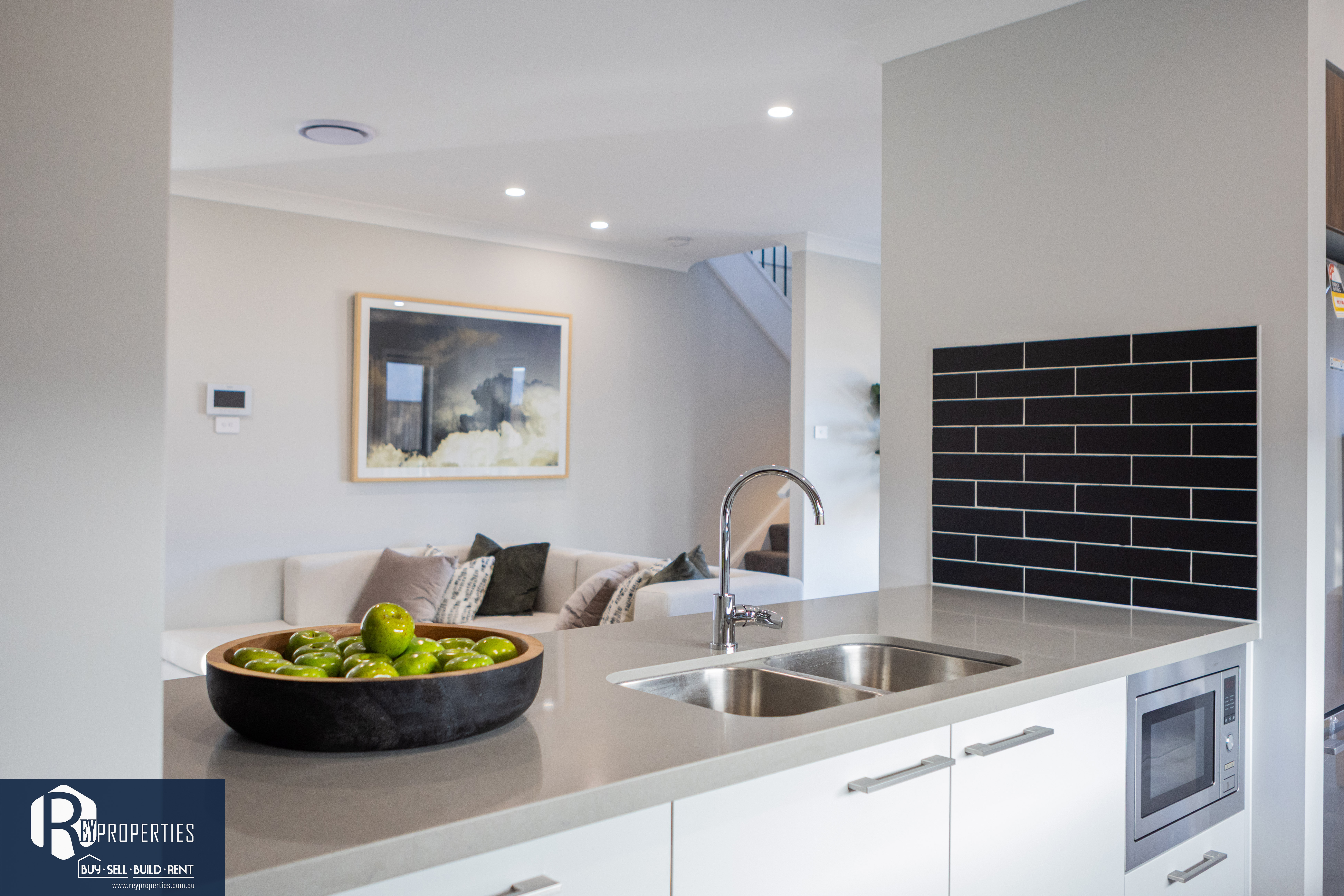 8 DAVIDSON WAY, Gables NSW 2765 - Image 3