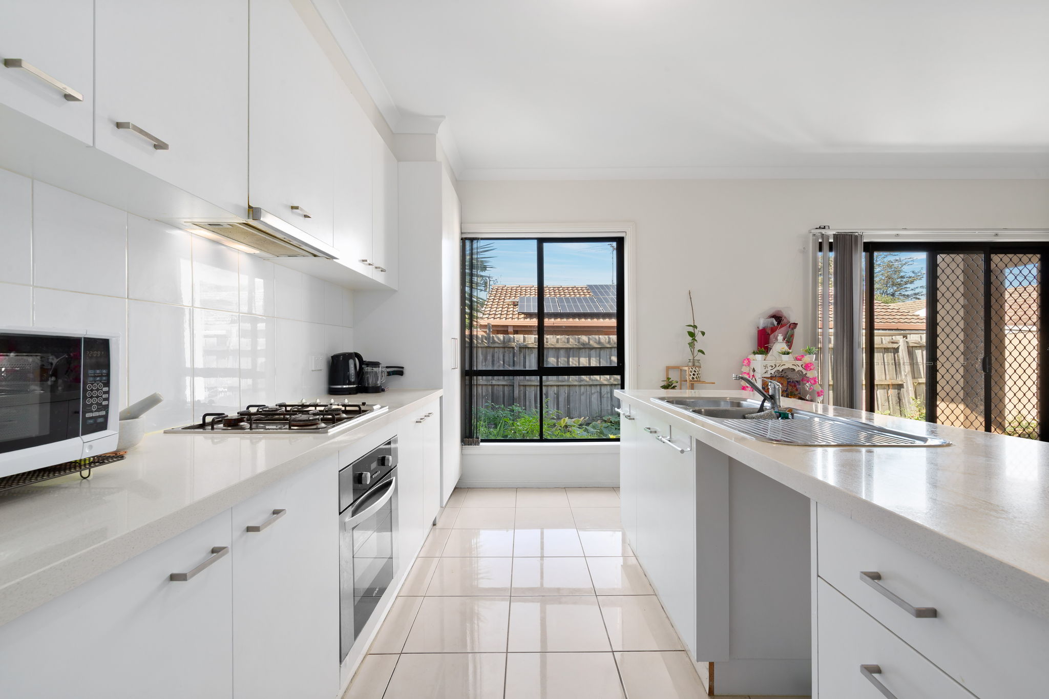 2 38 COULSTOCK STREET, EPPING VIC 3076 - Image 3